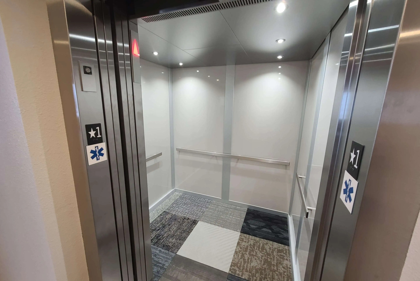 Days Inn by Wyndham Johnson Creek