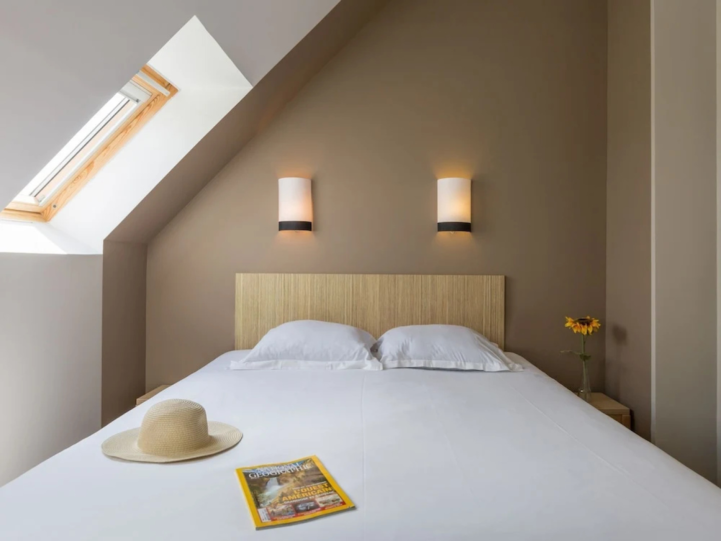 Modern Apartment With Buth tub Near the Historic Omaha Beach