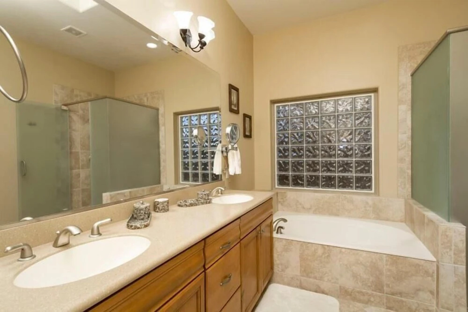 Hidden Oasis By Signature Vacation Rentals