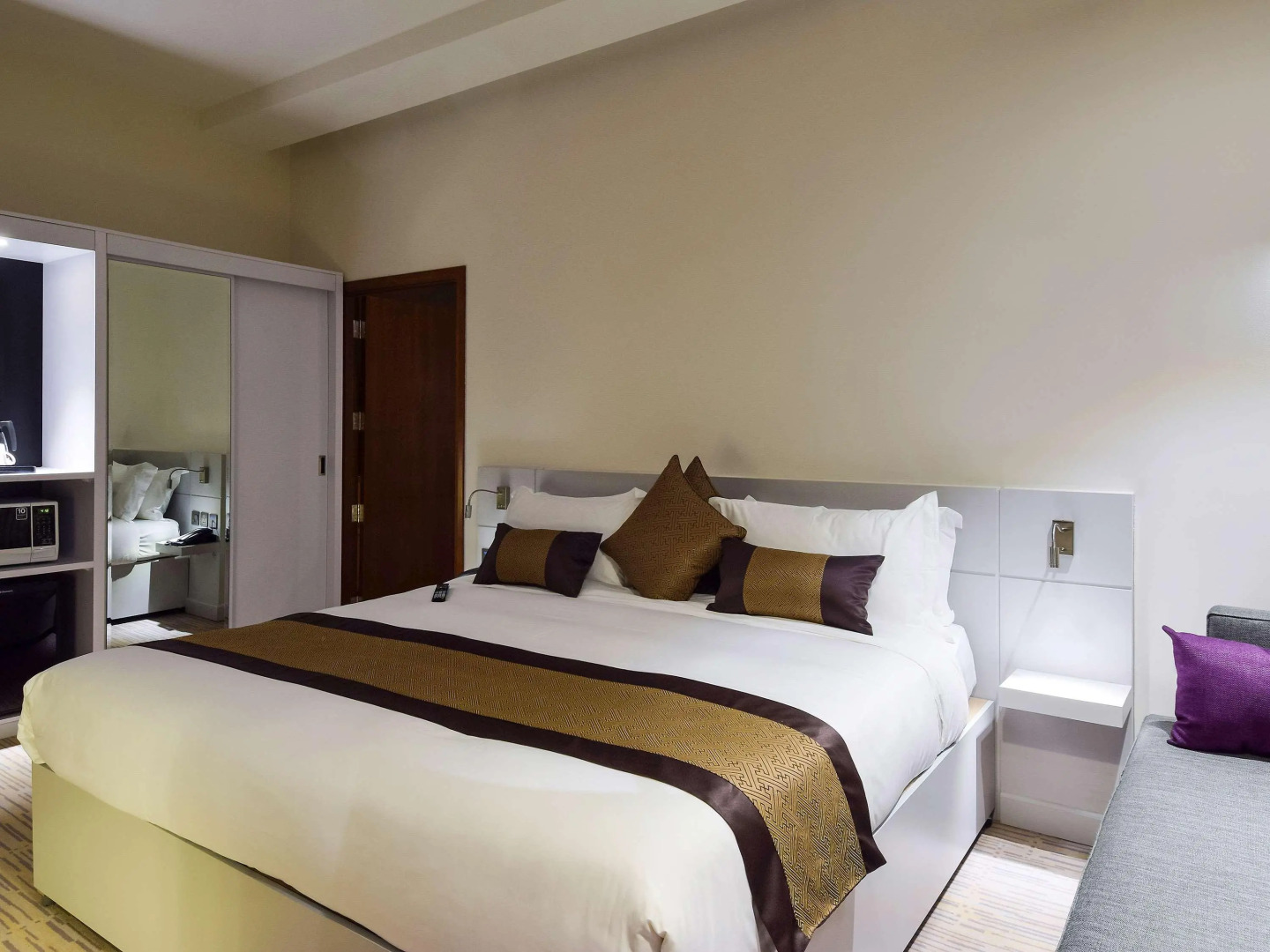 Novotel Suites Riyadh Center