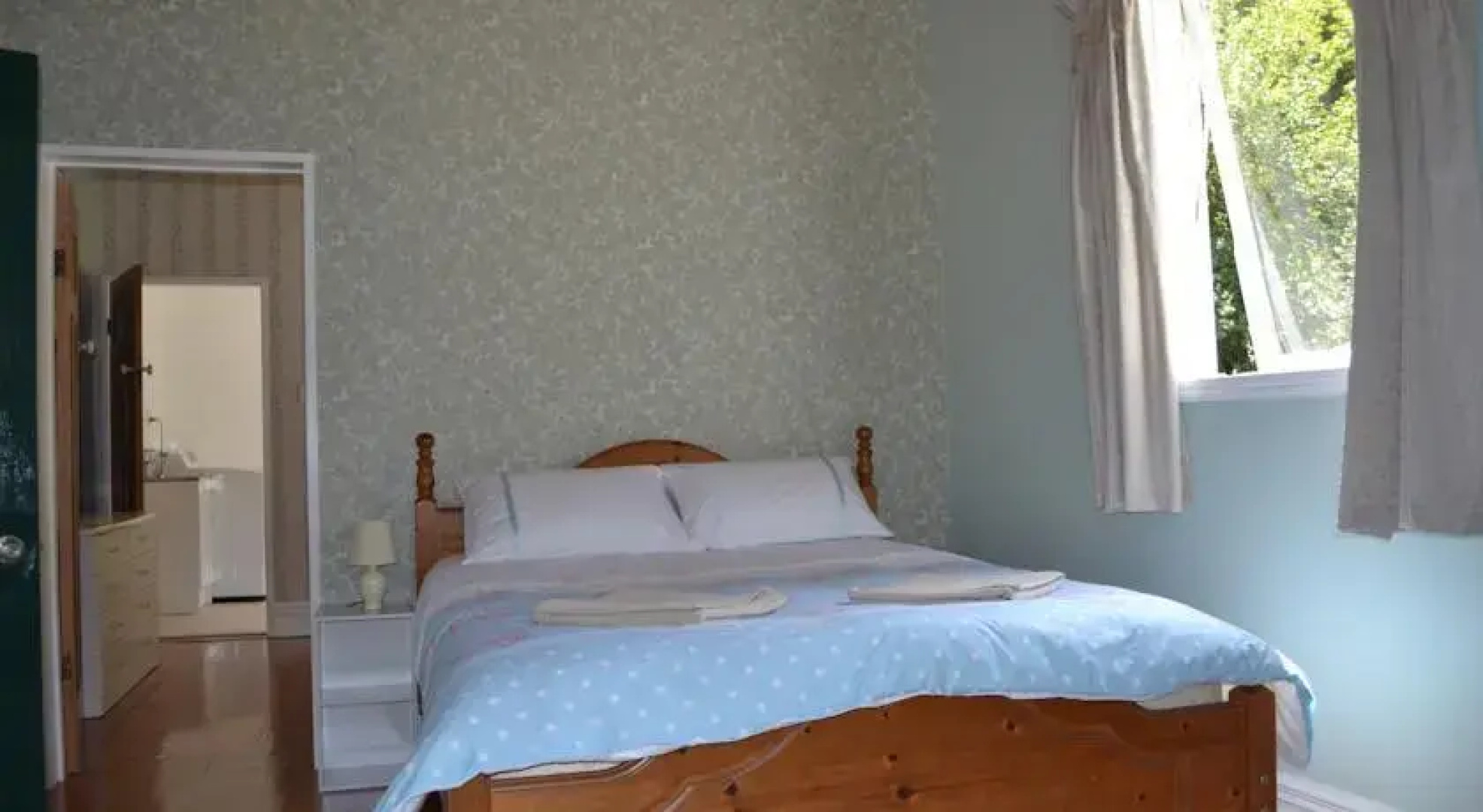 Birdsnest Holiday Home
