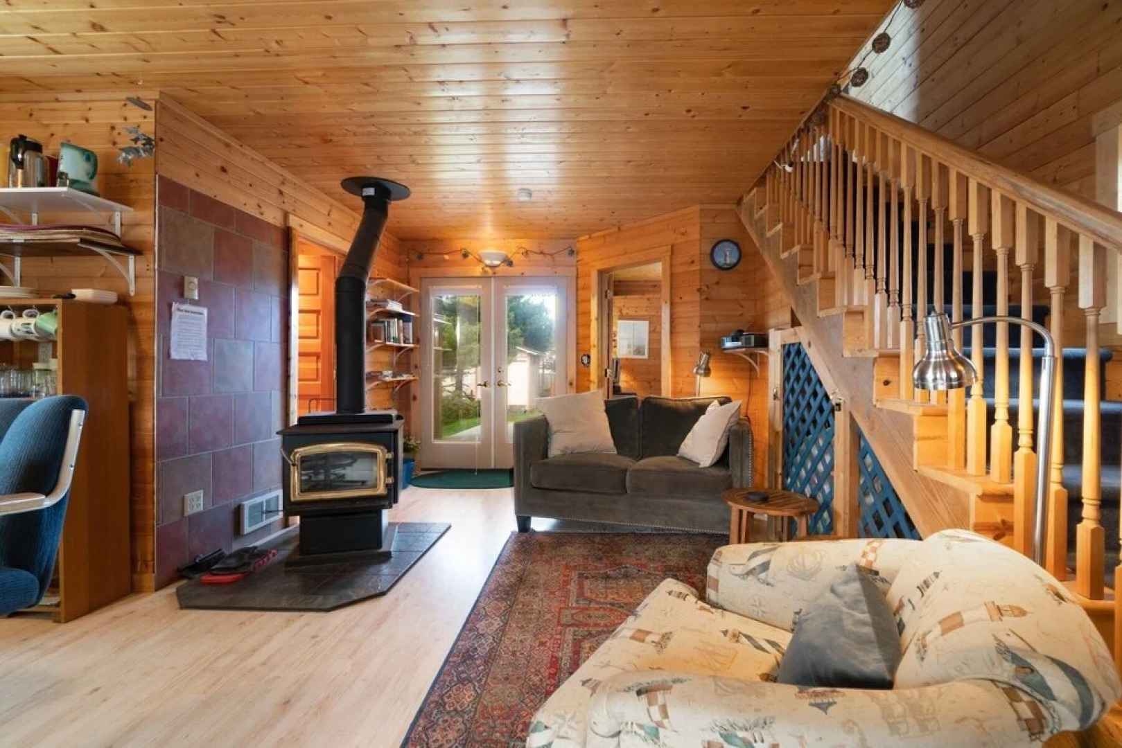 Pine Beach 2 Bedroom Cottage