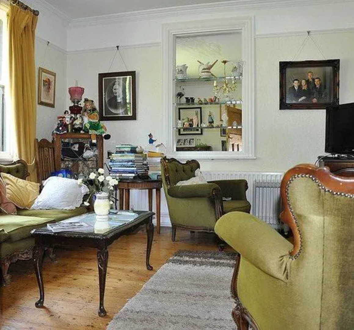 Clinton'S Woodview Farmhouse