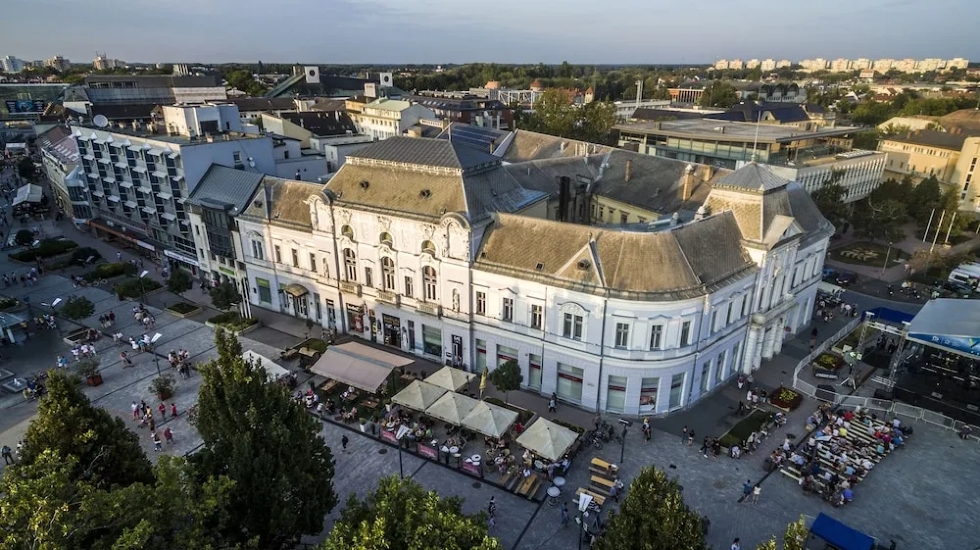 Korona Hotel