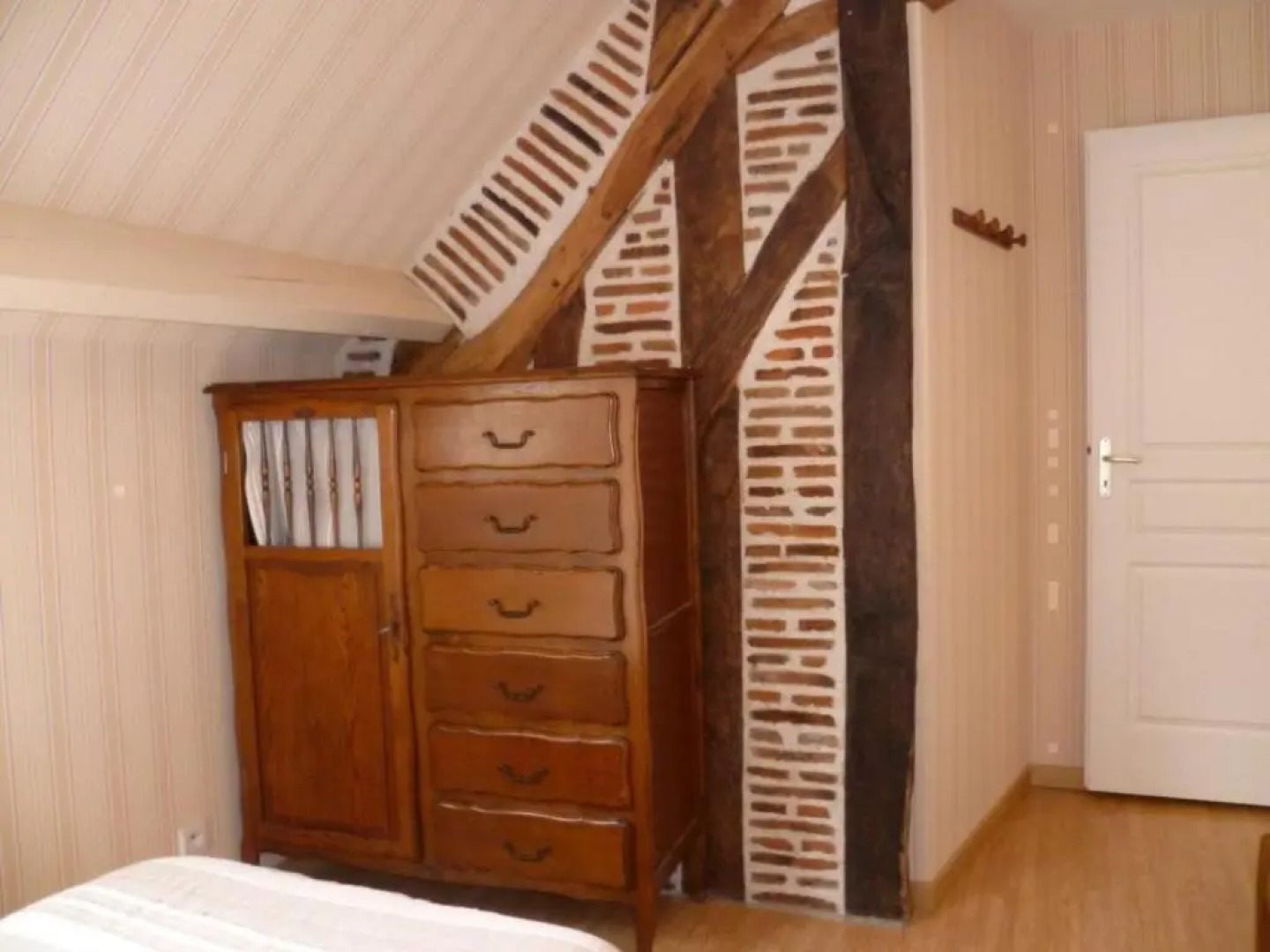 Gîte Cour-Cheverny, 4 pièces, 6 personnes - FR-1-491-106