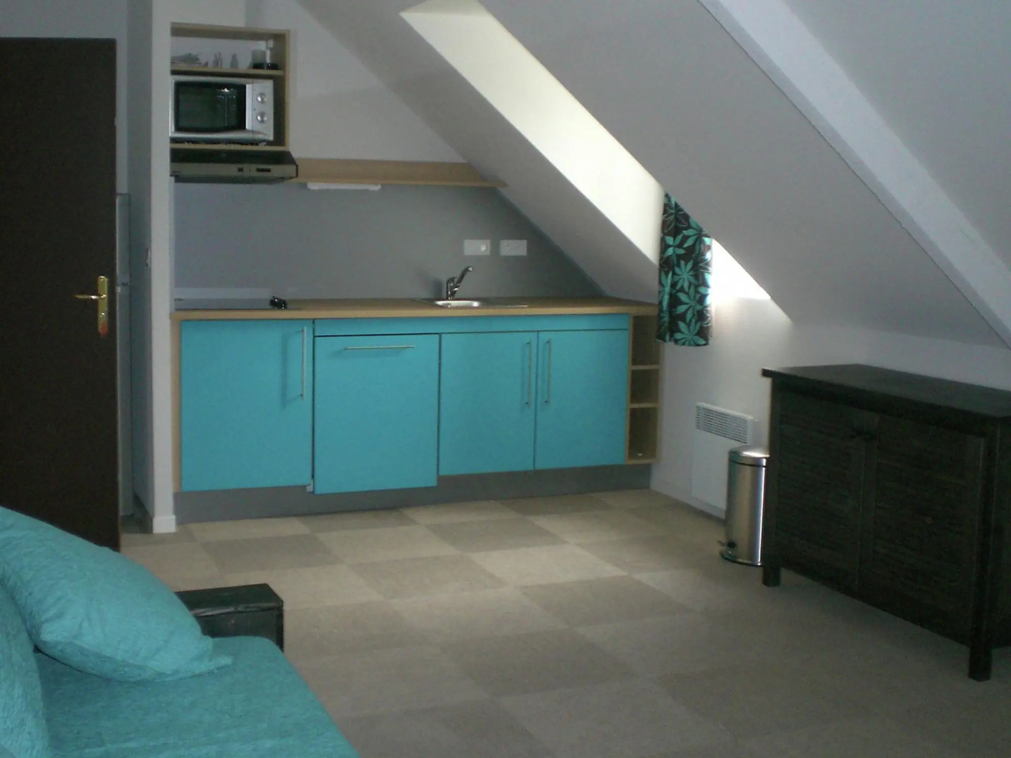 Nice Studio in a Castle not far From the Breton Beaches