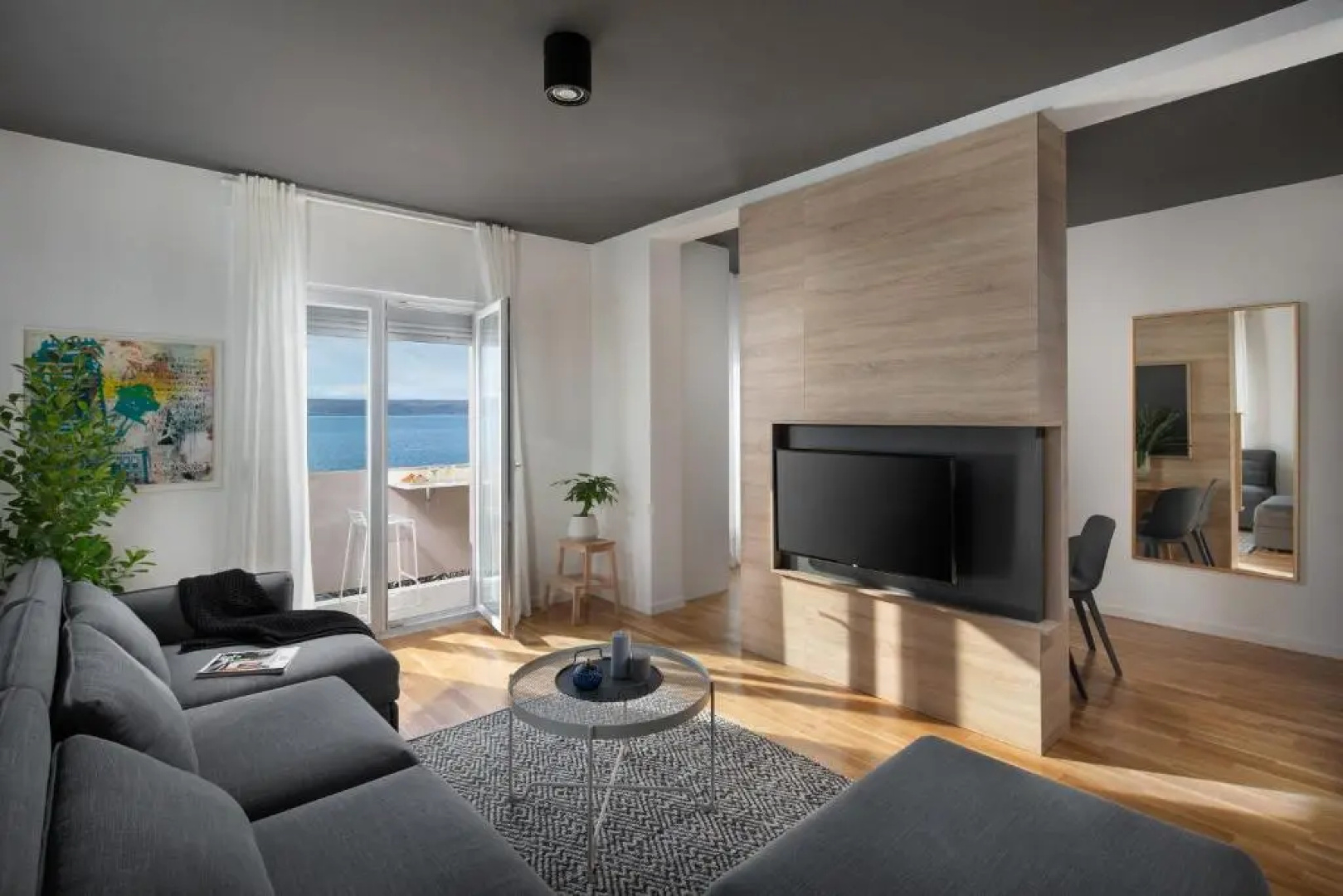 Maruna House