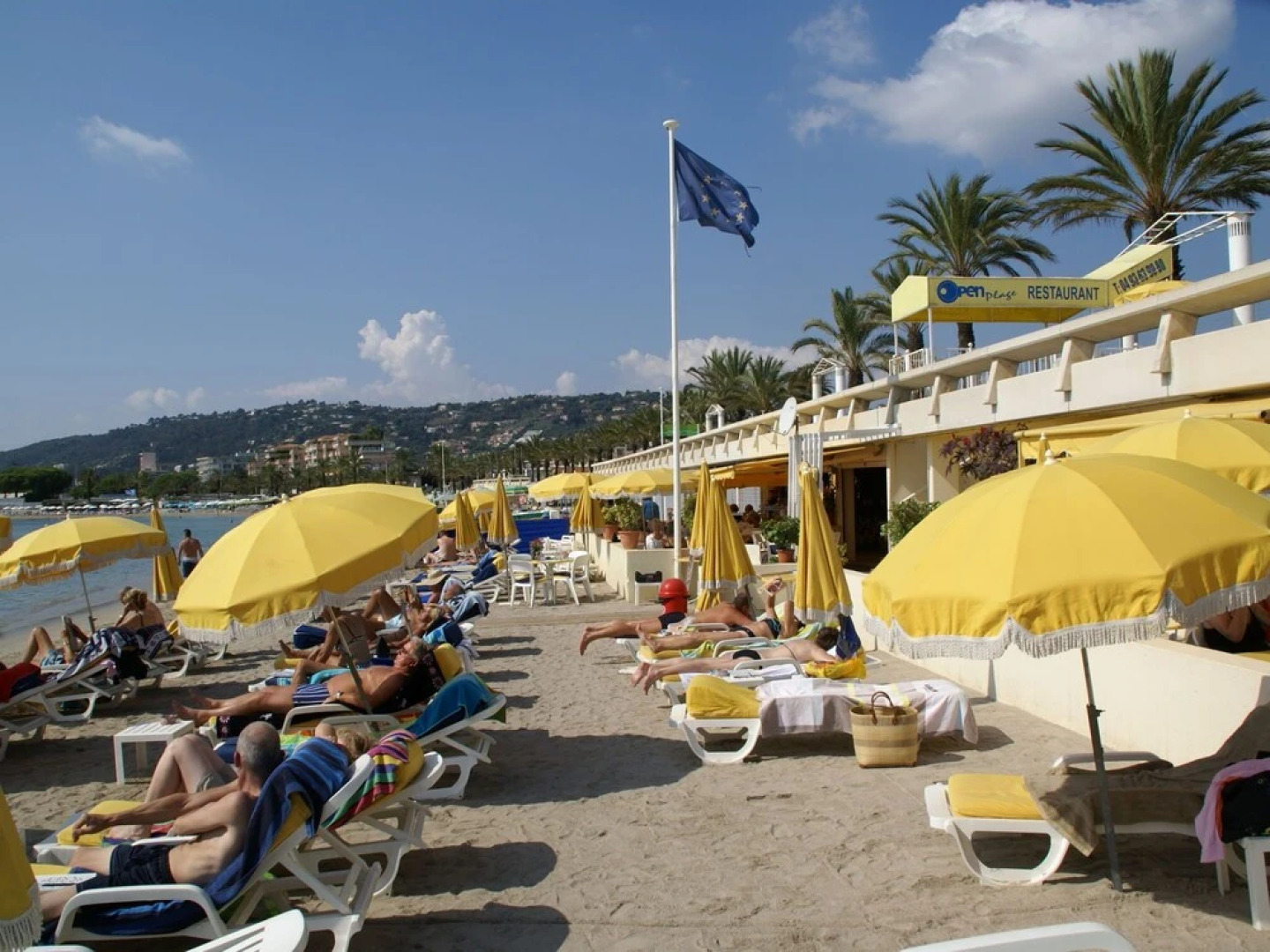 Studio 300 Meters Away From the Lively Beach of Golfe-juan