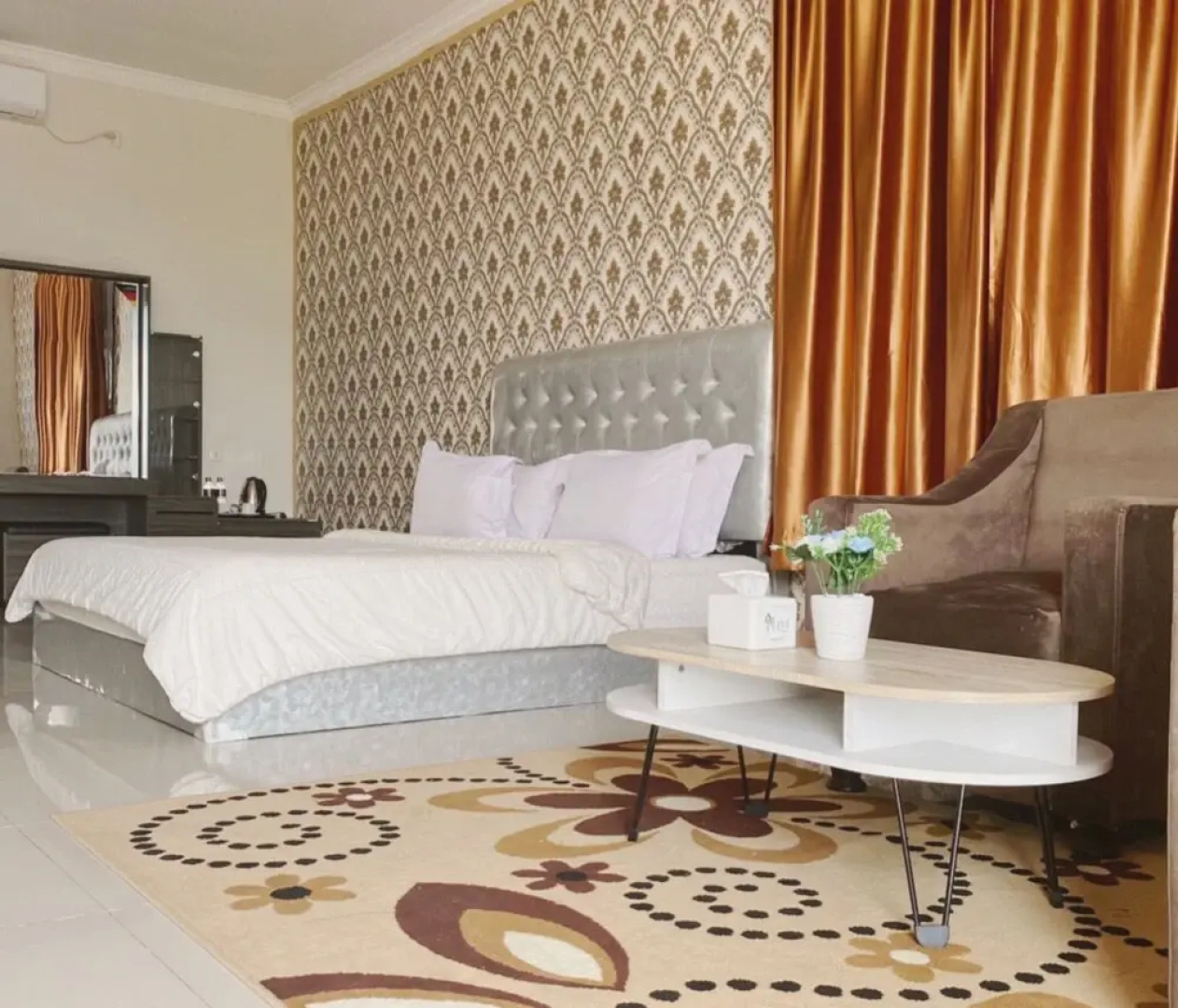 Solok Premier Hotel
