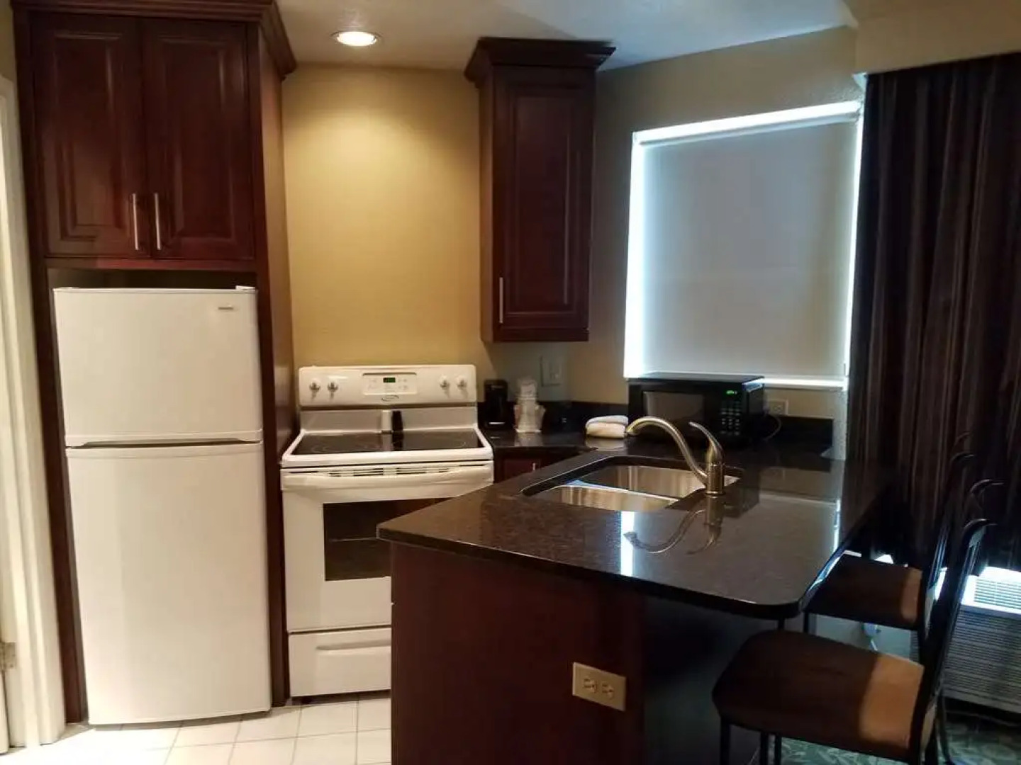 Best Western Salbasgeon Inn & Suites