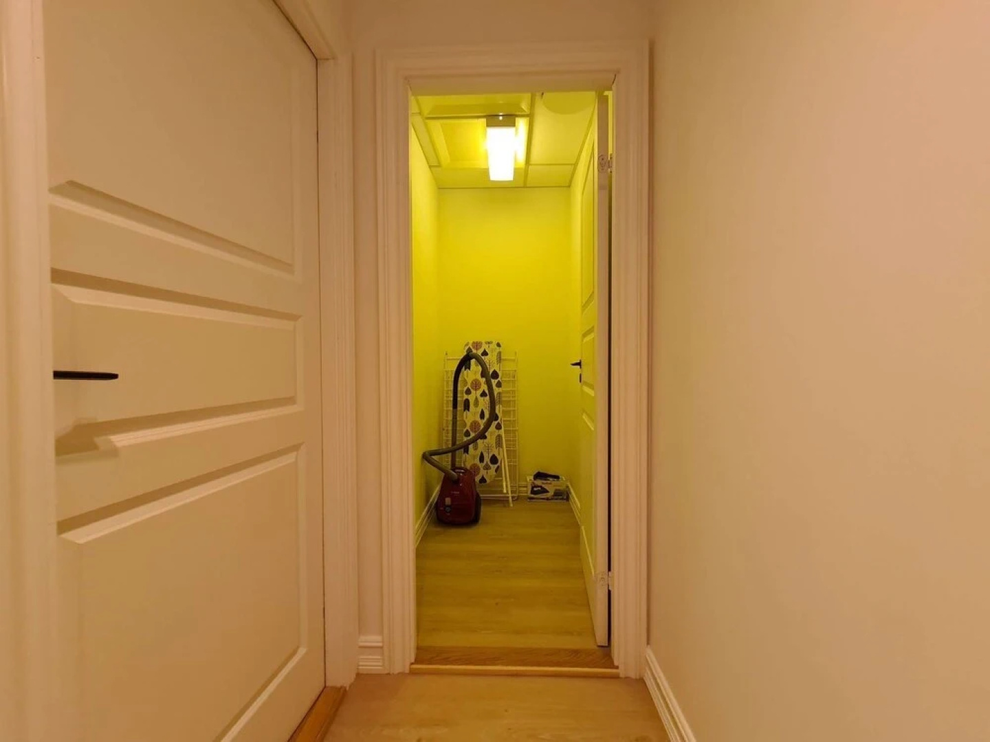 Beautiful, Spacious And Modern, 2-bedroom, Near Center, Free Parking