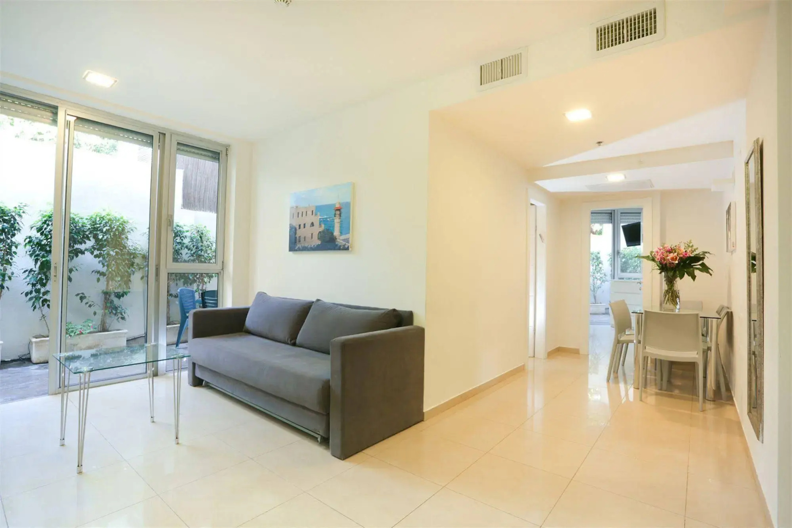 Sea Land Suites