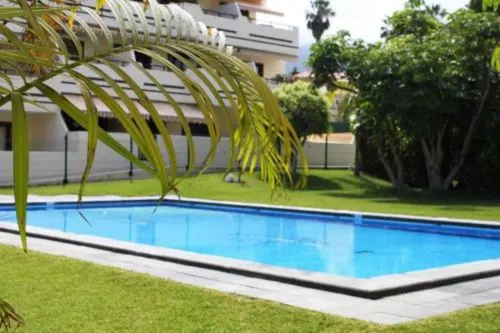 Prime Homes-Bright Attic 2bd Apartment