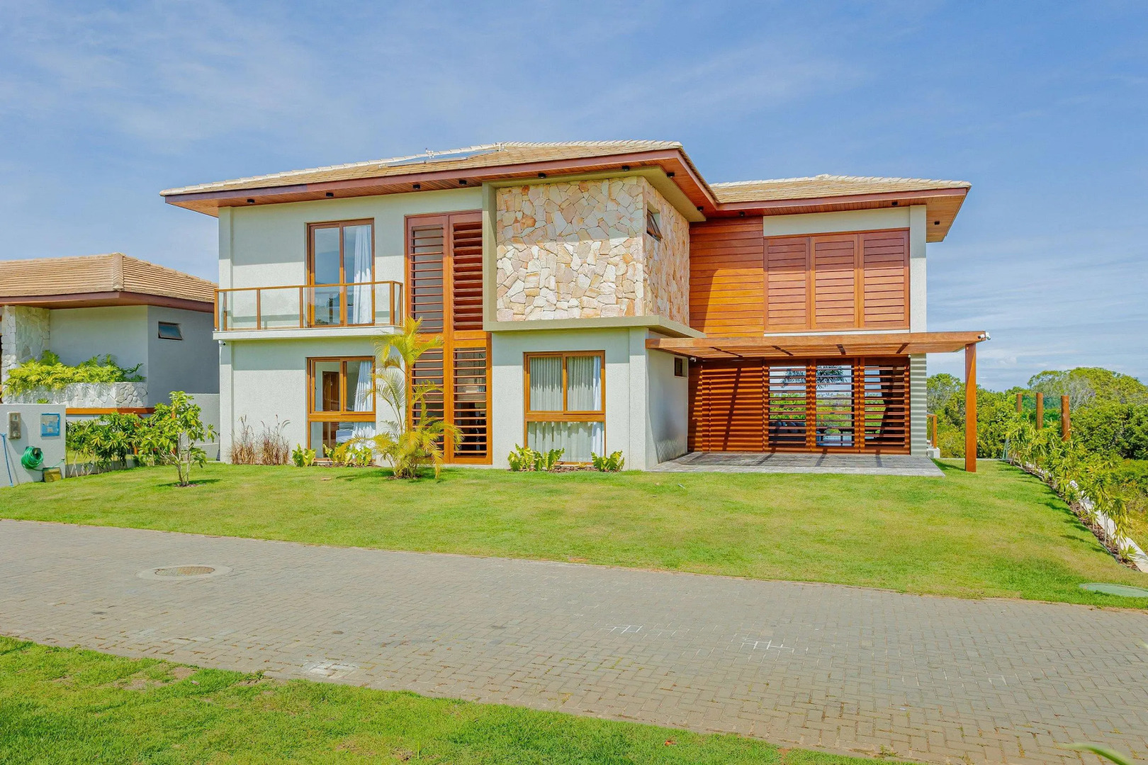 PF54 Casa Alto Padrão 5 Suítes com Diarista Inclusa - Praia do Forte