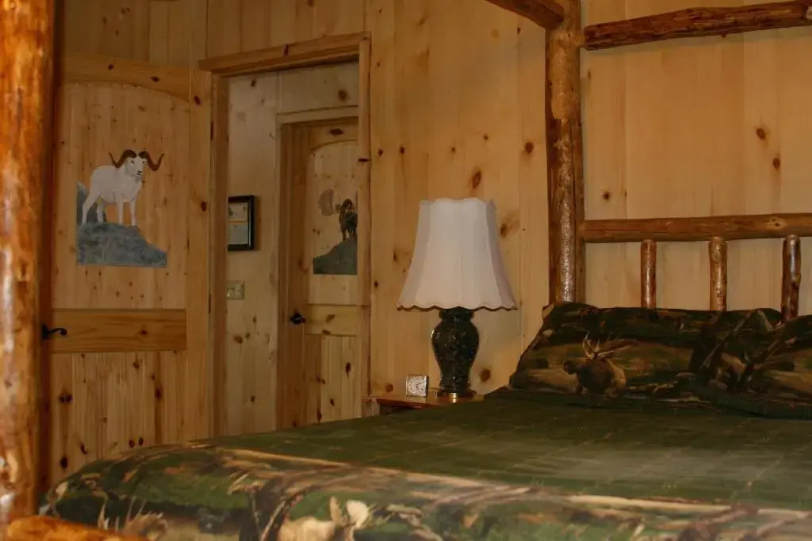 Anchor Point Captain Cook Lodge