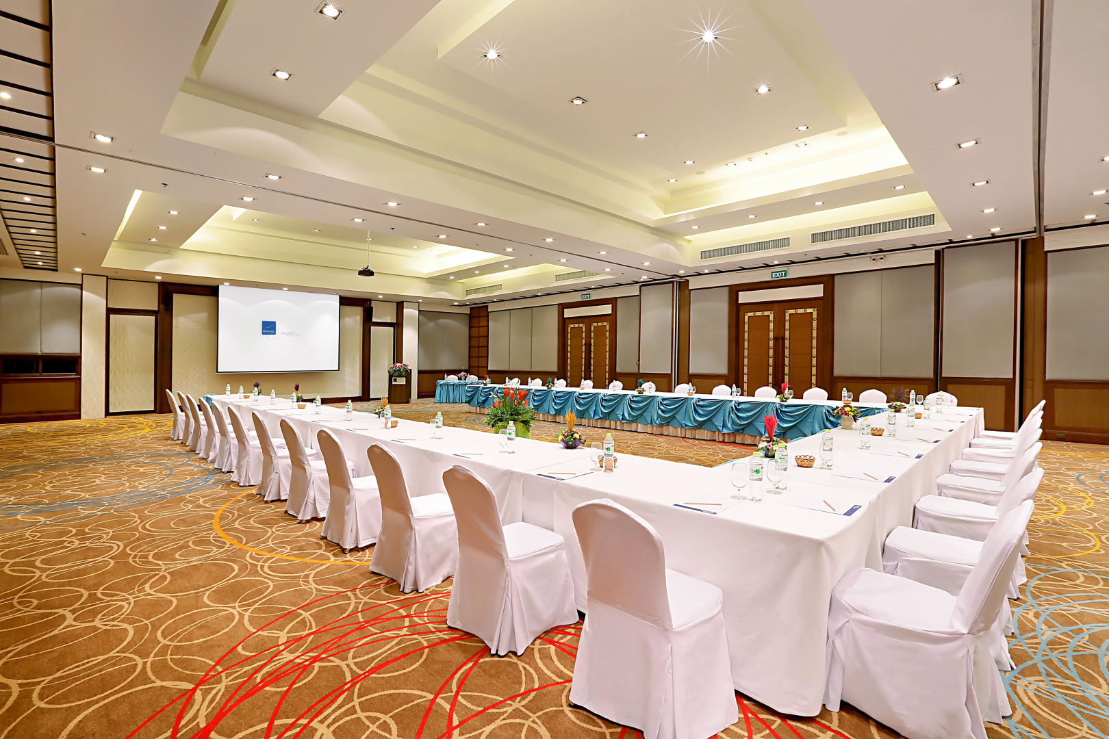 Novotel Phuket Vintage Park Resort