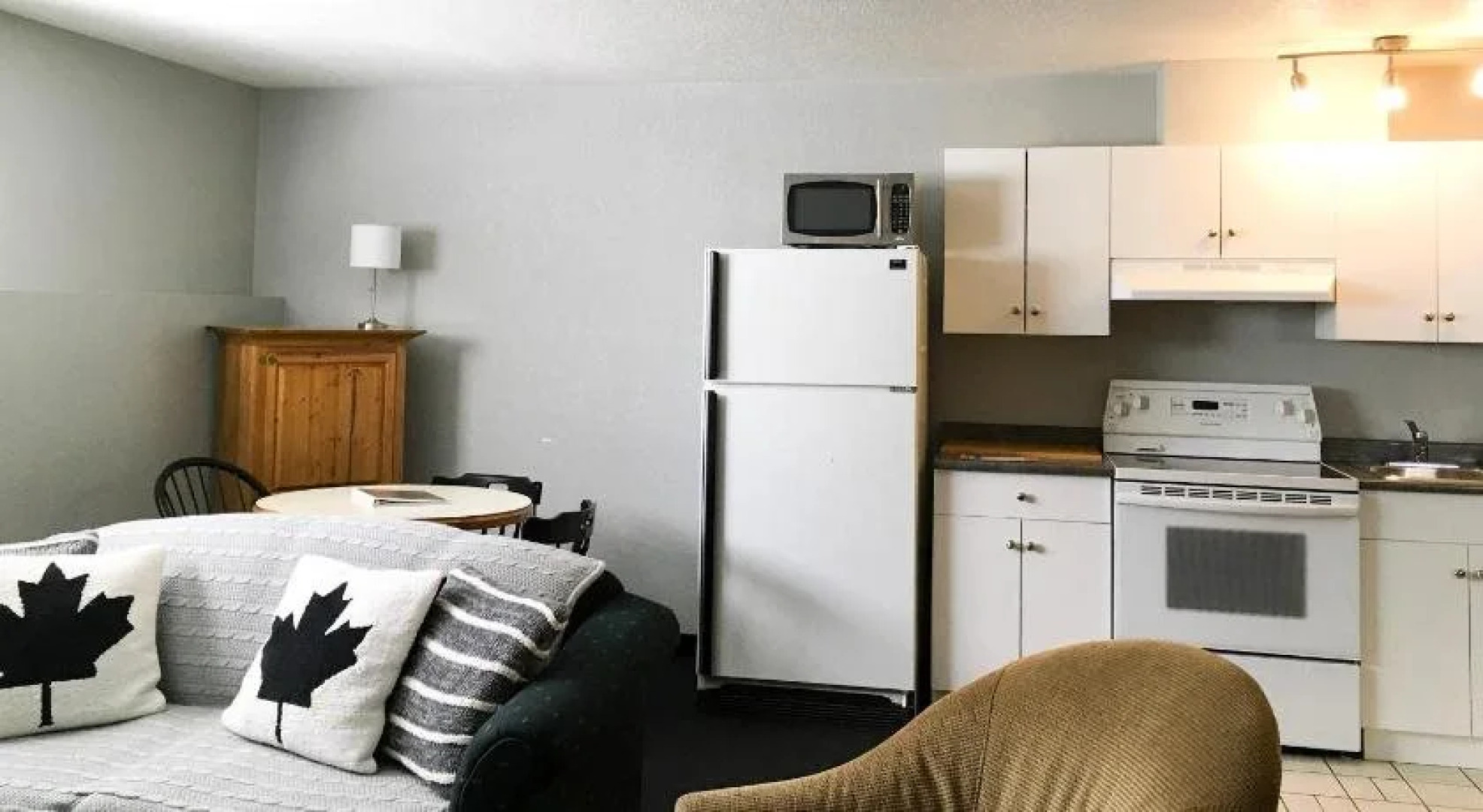 The Bulldog Hotel Silver Star