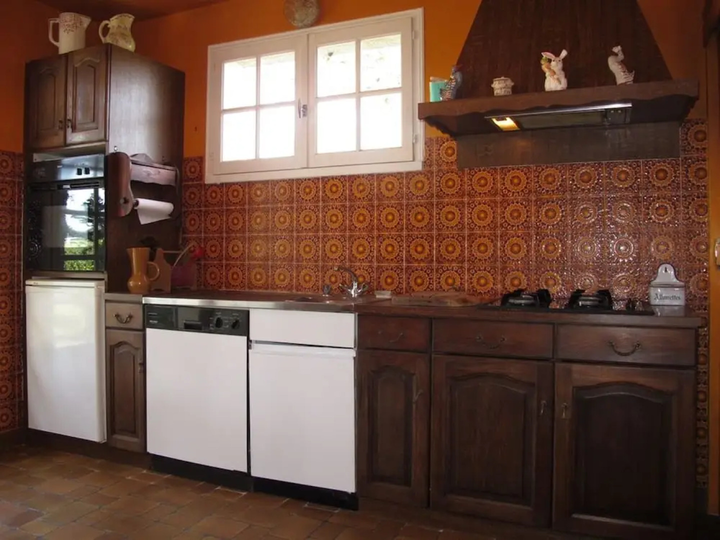 House With 3 Bedrooms in Plounévez-lochrist, With Furnished Garden and