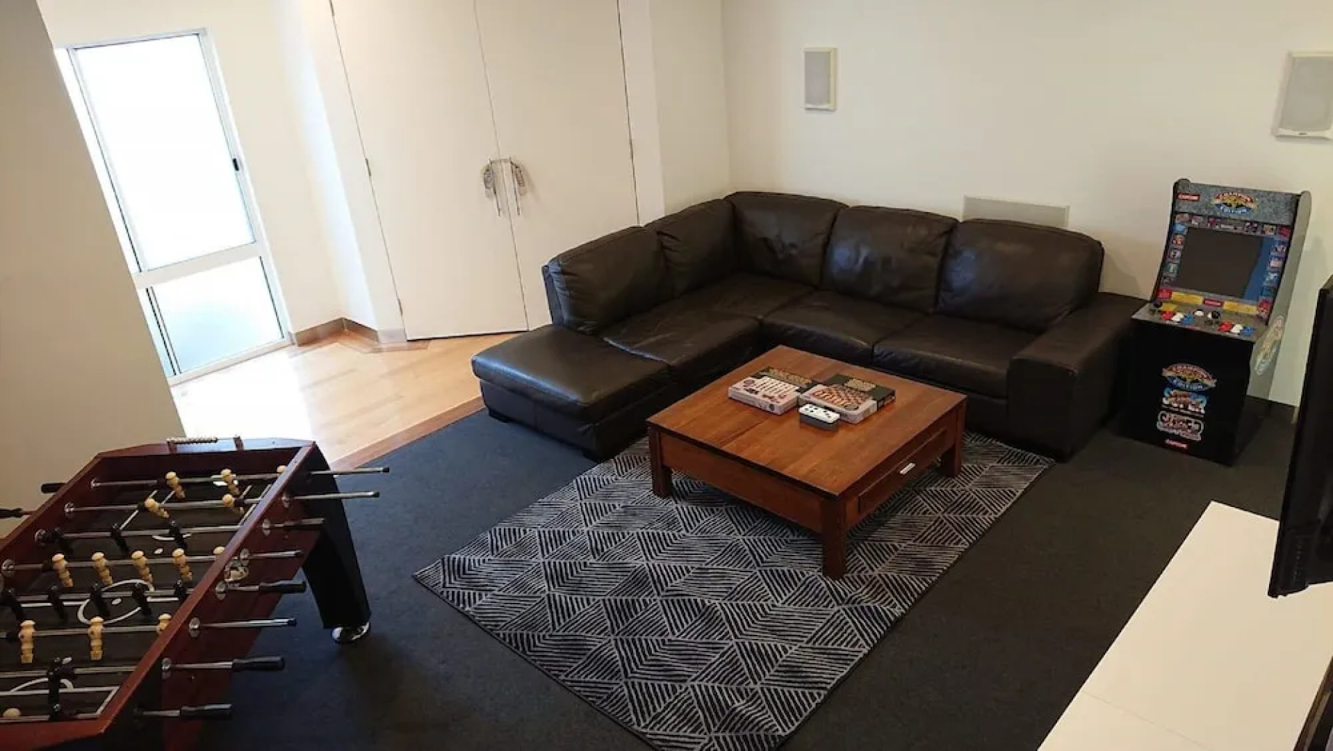 Paradise Escapes - 001