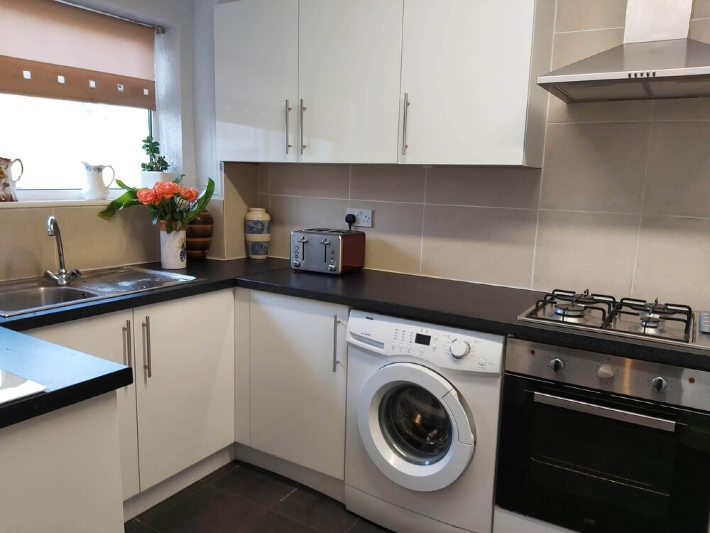 Chelsea House - Huku Kwetu