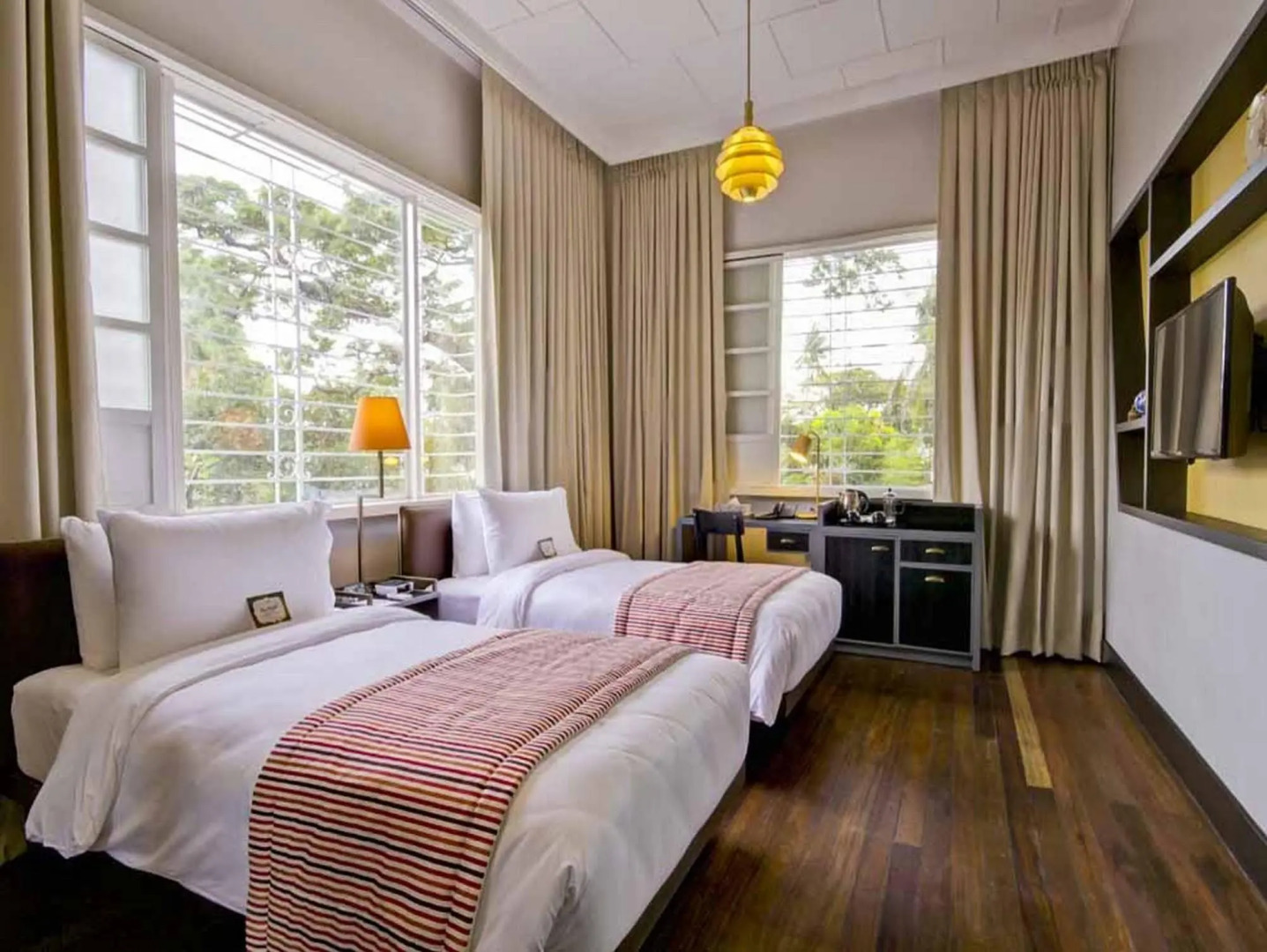 The Henry Hotel Manila