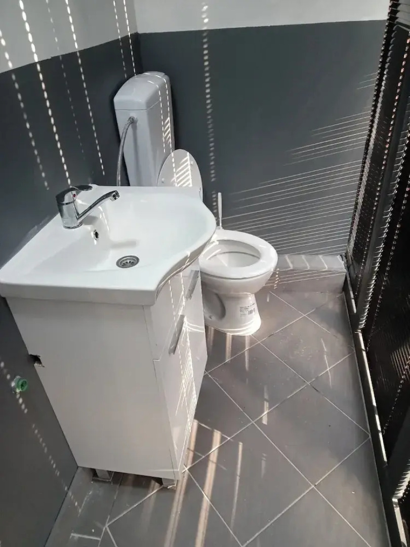 Two Stories House Nelix