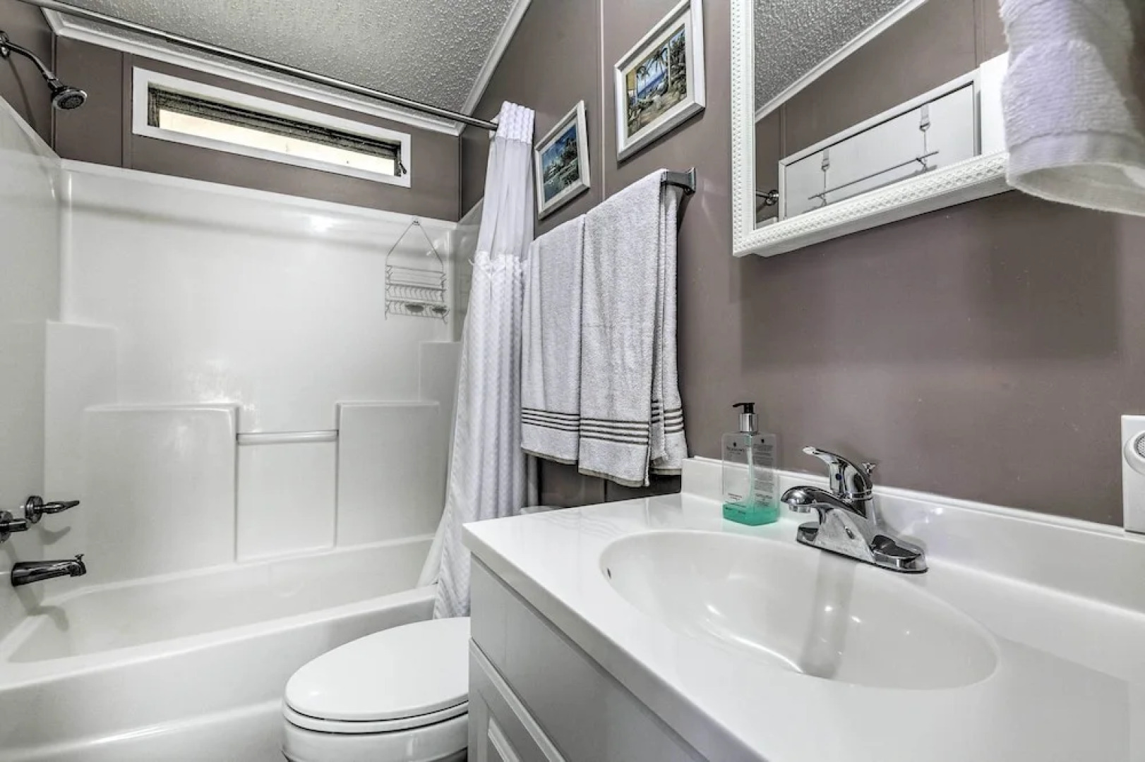 Angler's Getaway: Homosassa Home w/ Boat Dock!