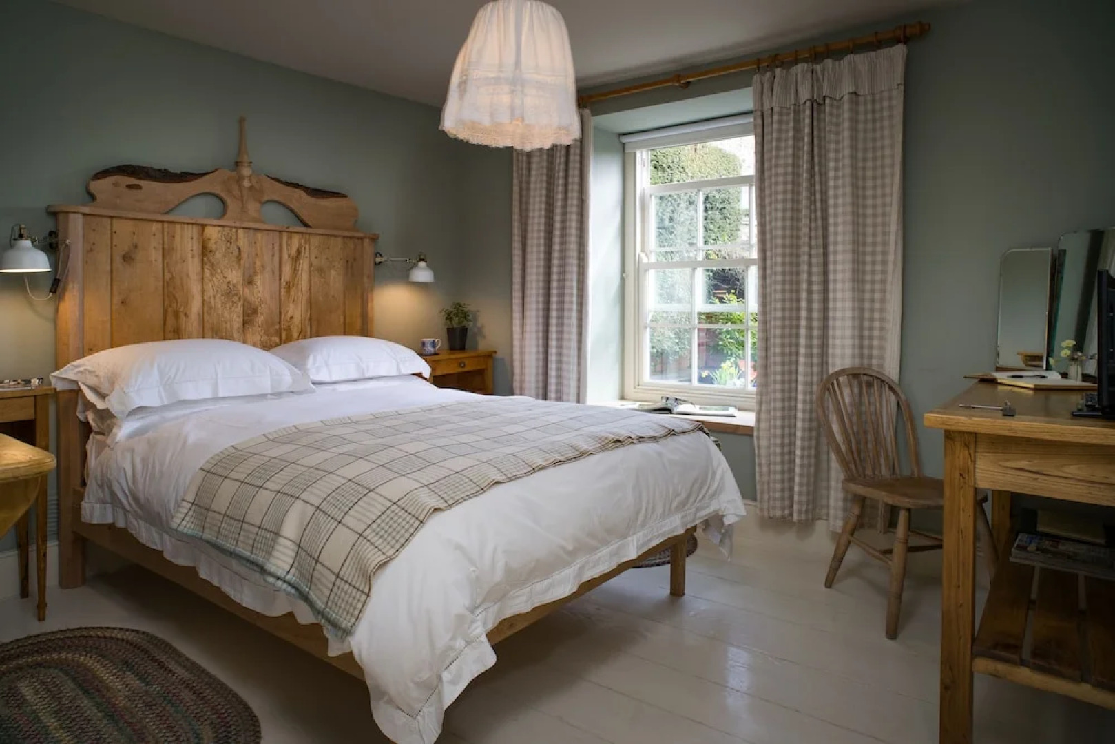 Nantgwynfaen Organic Farm B&B Wales