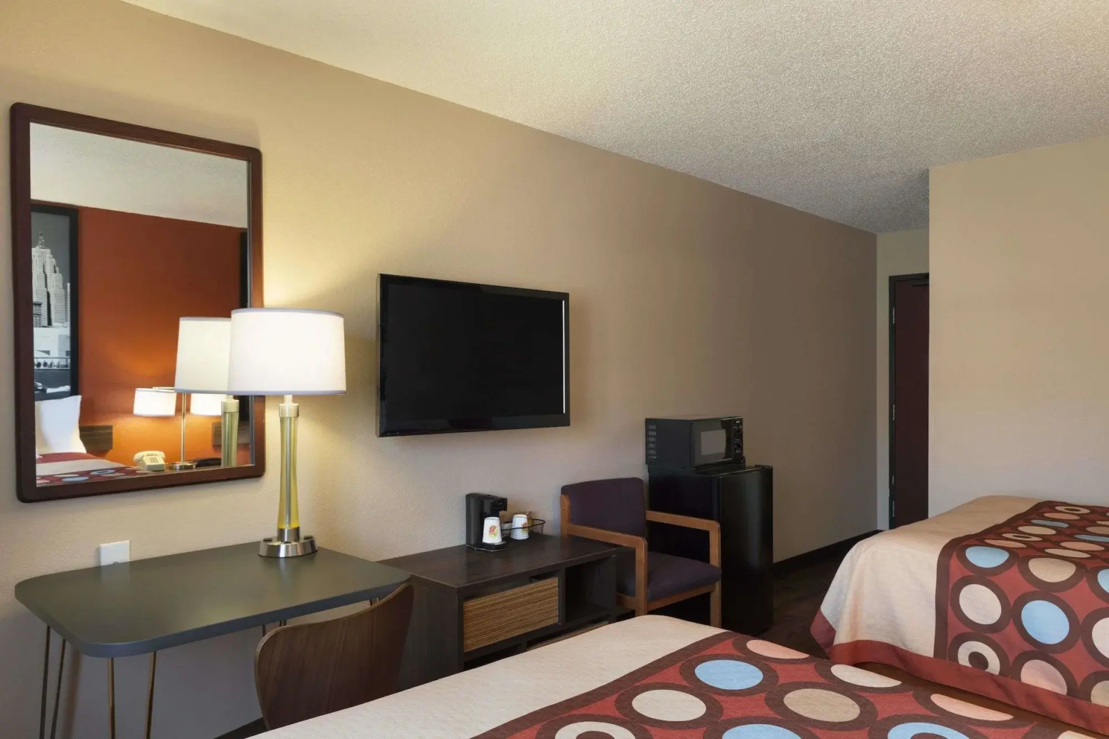 Super 8 Taylor/Detroit Area