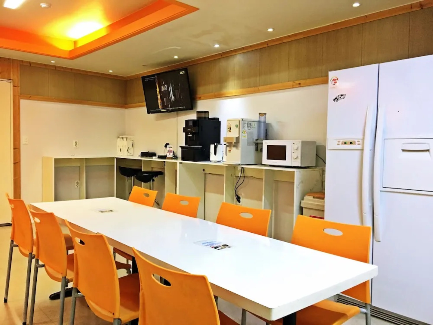 OYO Hostel Myeongdong 5