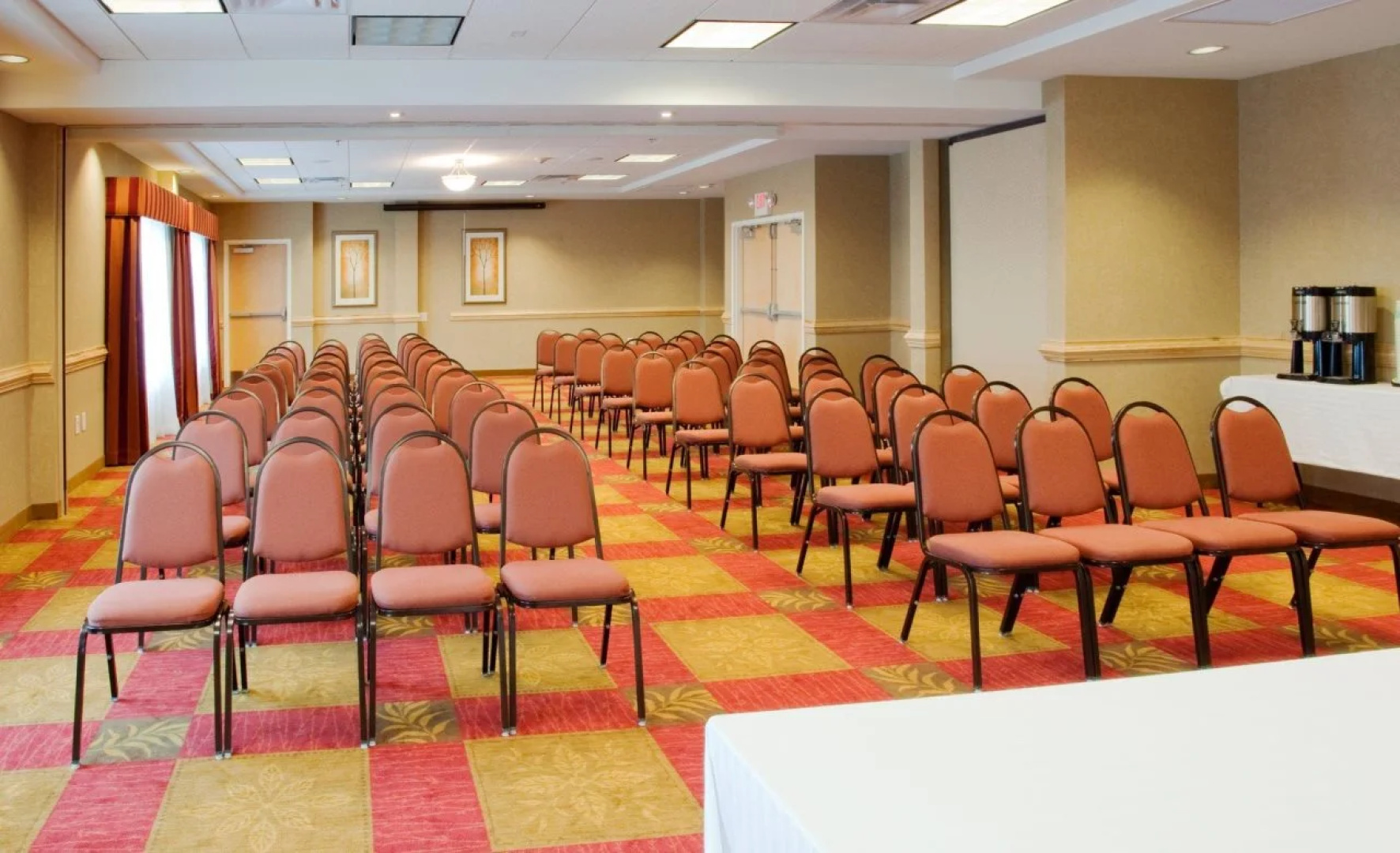 Holiday Inn Express & Suites Asheville Downtown by IHG