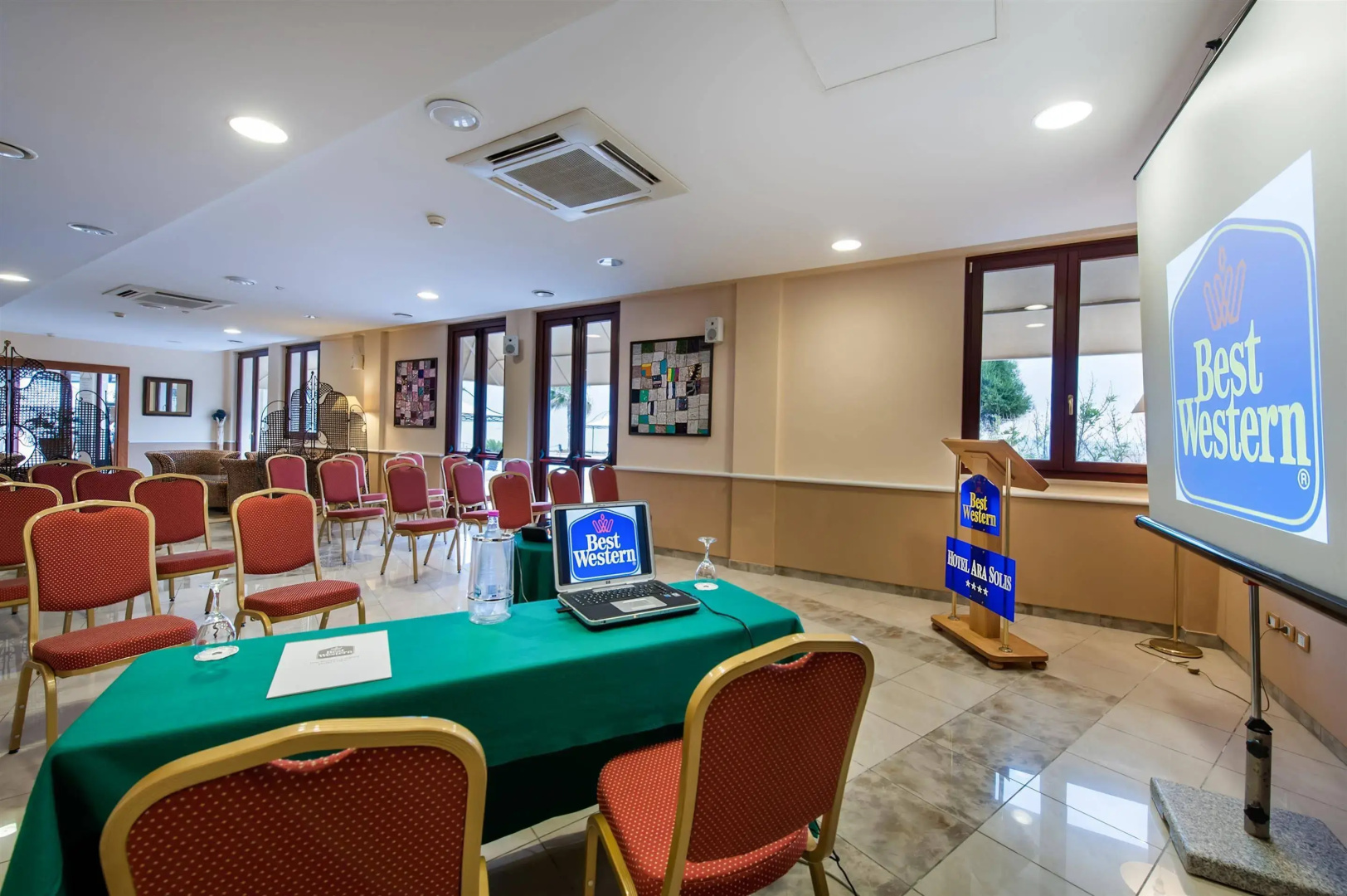 Hotel Ara Solis