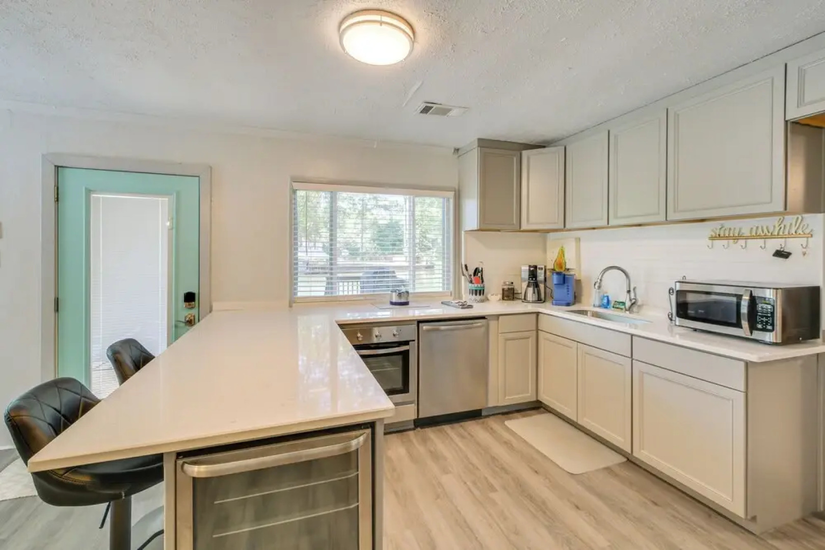 Lakefront Escape w/ Boat Docks in Hot Springs!