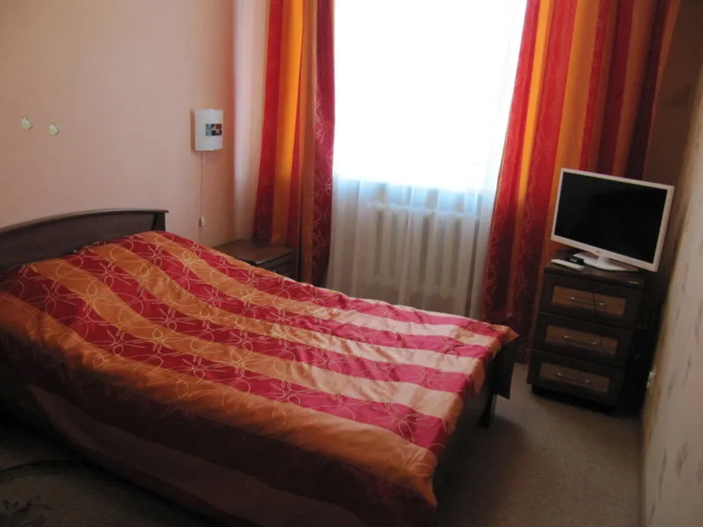 Отель Медлен