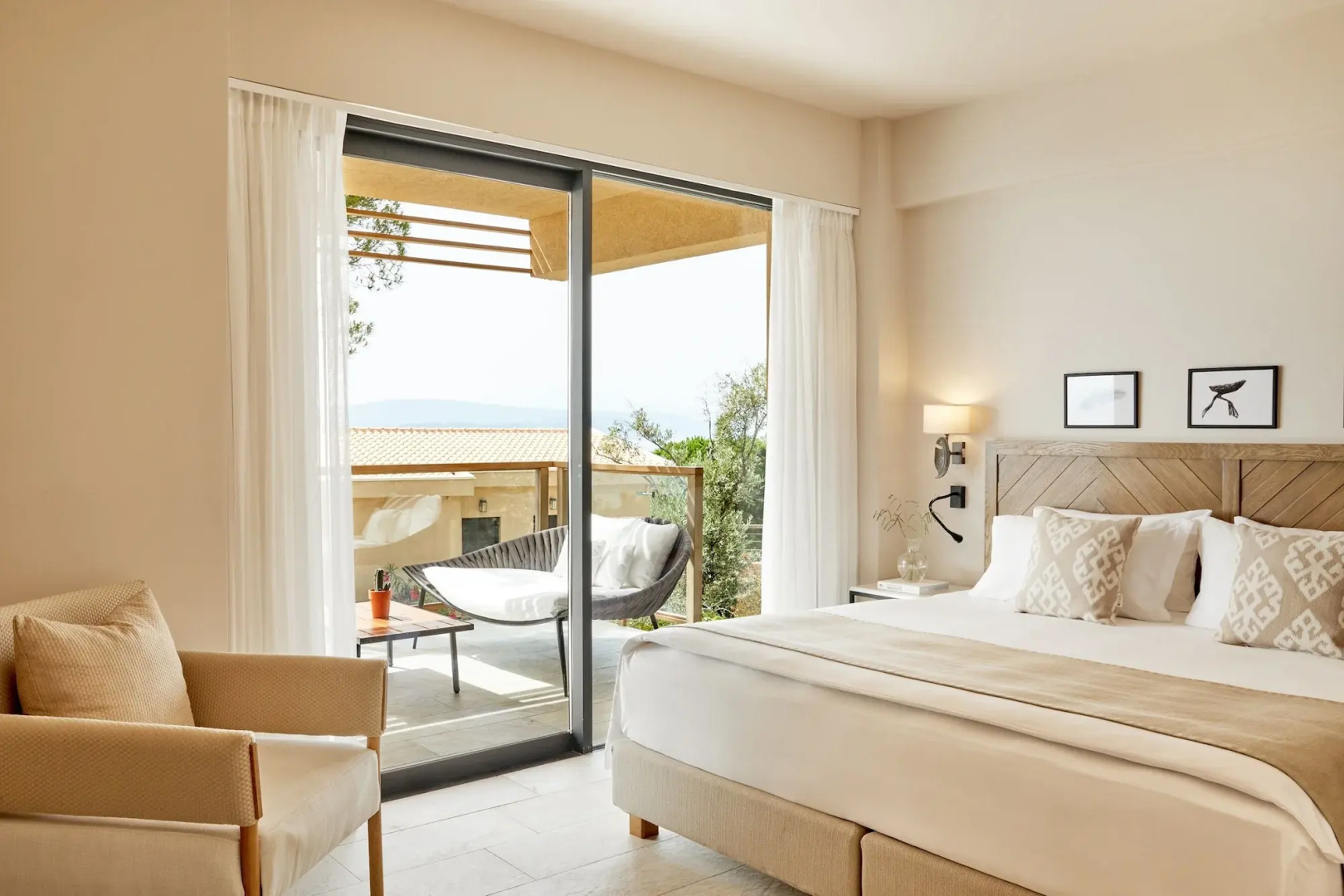 ELIVI Skiathos