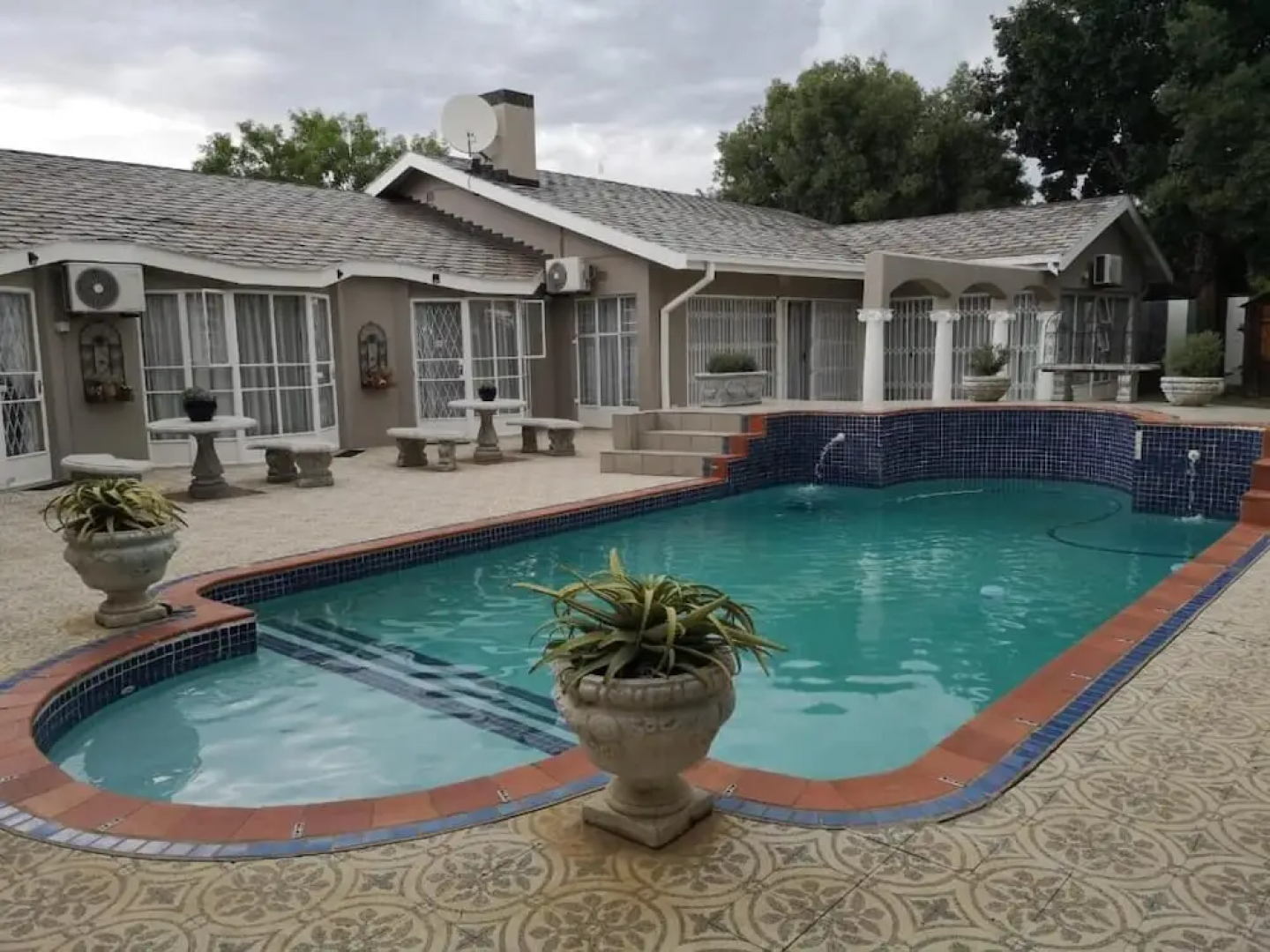 Oh So You Guesthouse