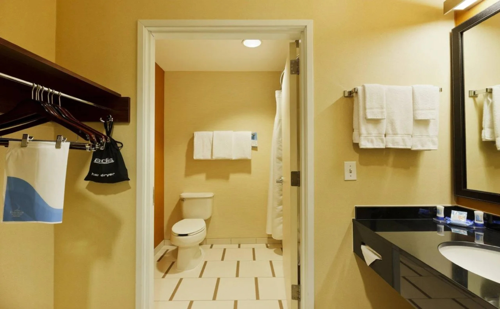 Fairfield Inn & Suites by Marriott Lake Oswego