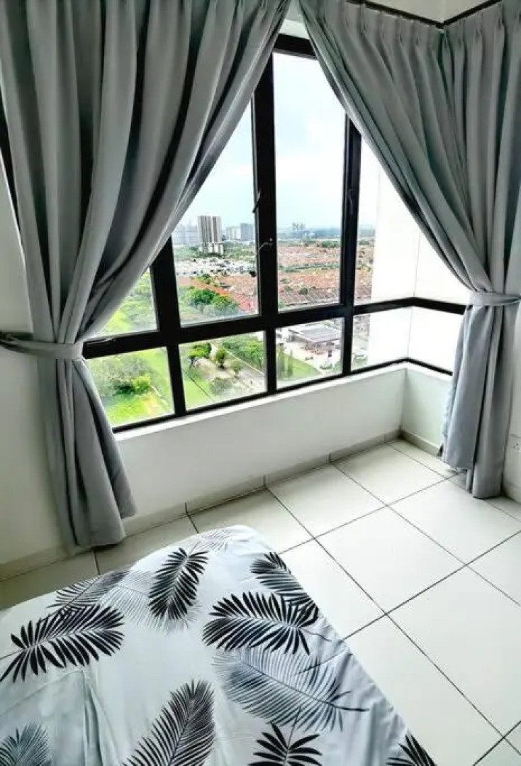 Forest in the Sky 3BR 8pax NETFLIX!! High floor By STAY