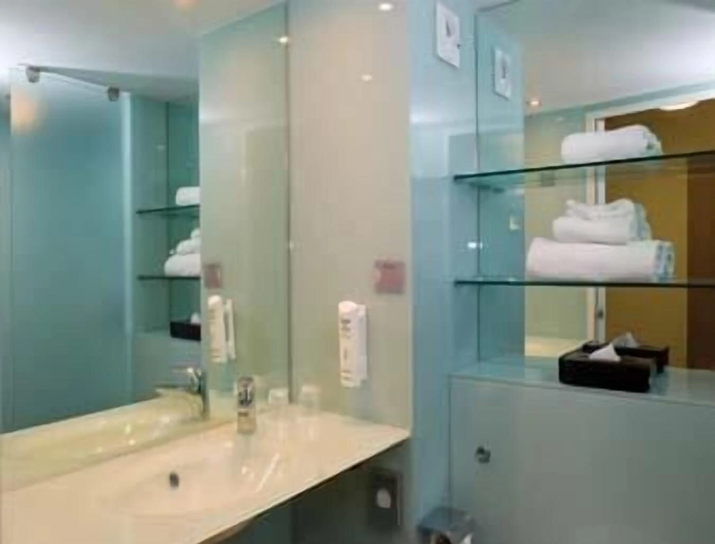 Ramada Encore by Wyndham Doncaster Airport