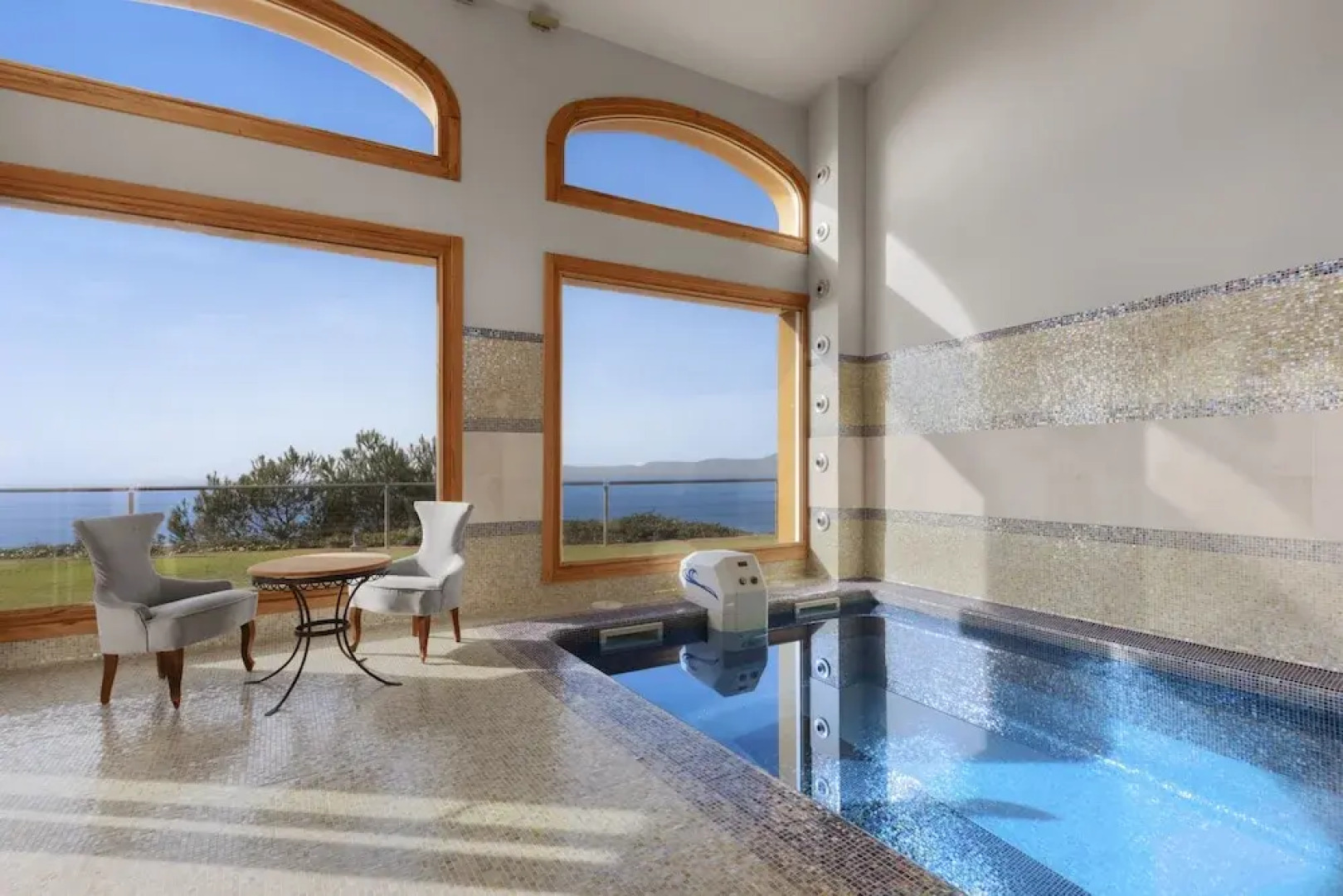 Luxury Villa Luna Suites frente al mar