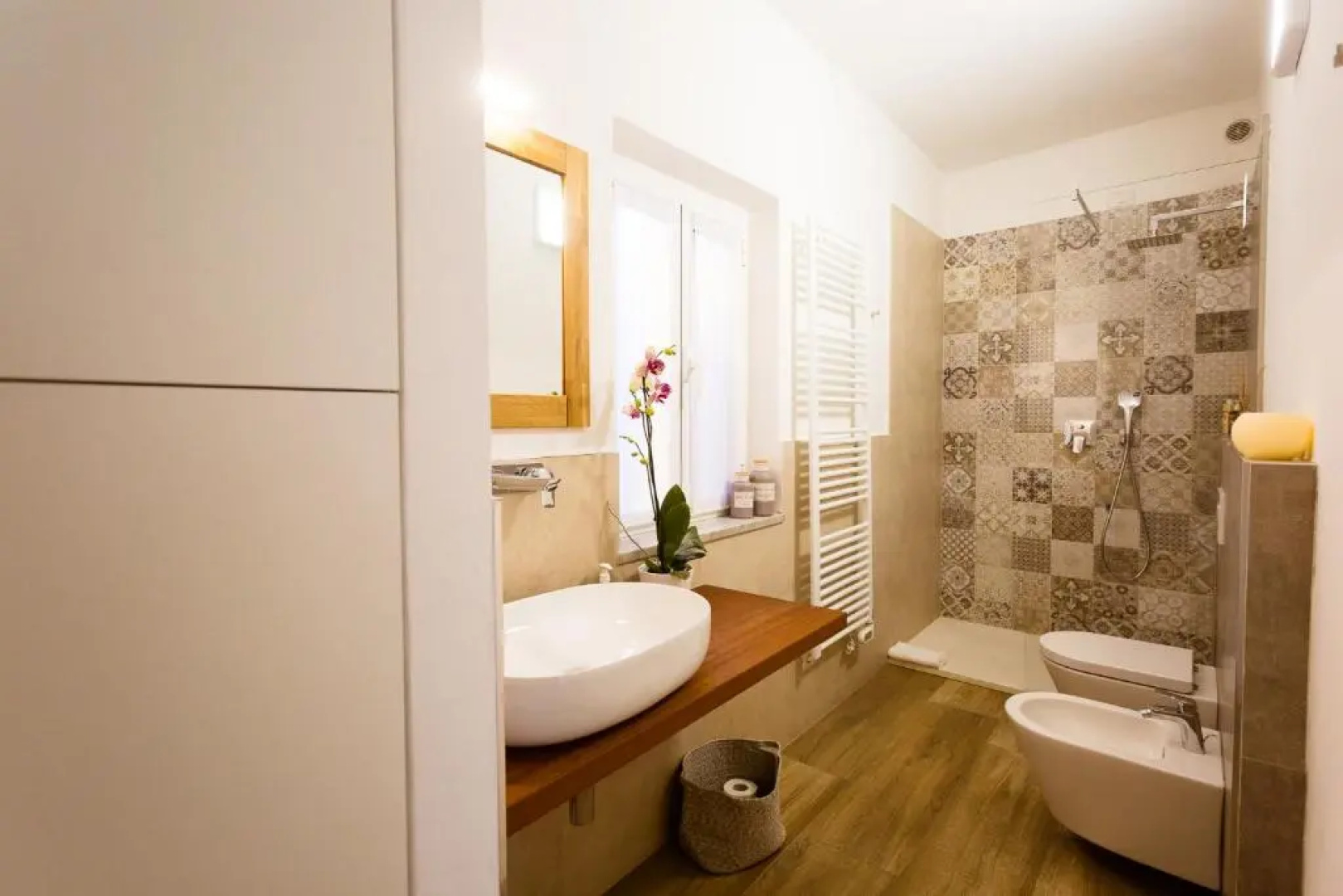 Sarzana's Rooms