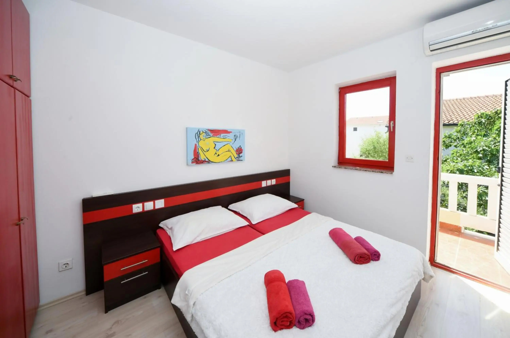 Apartments Dvori Novalja