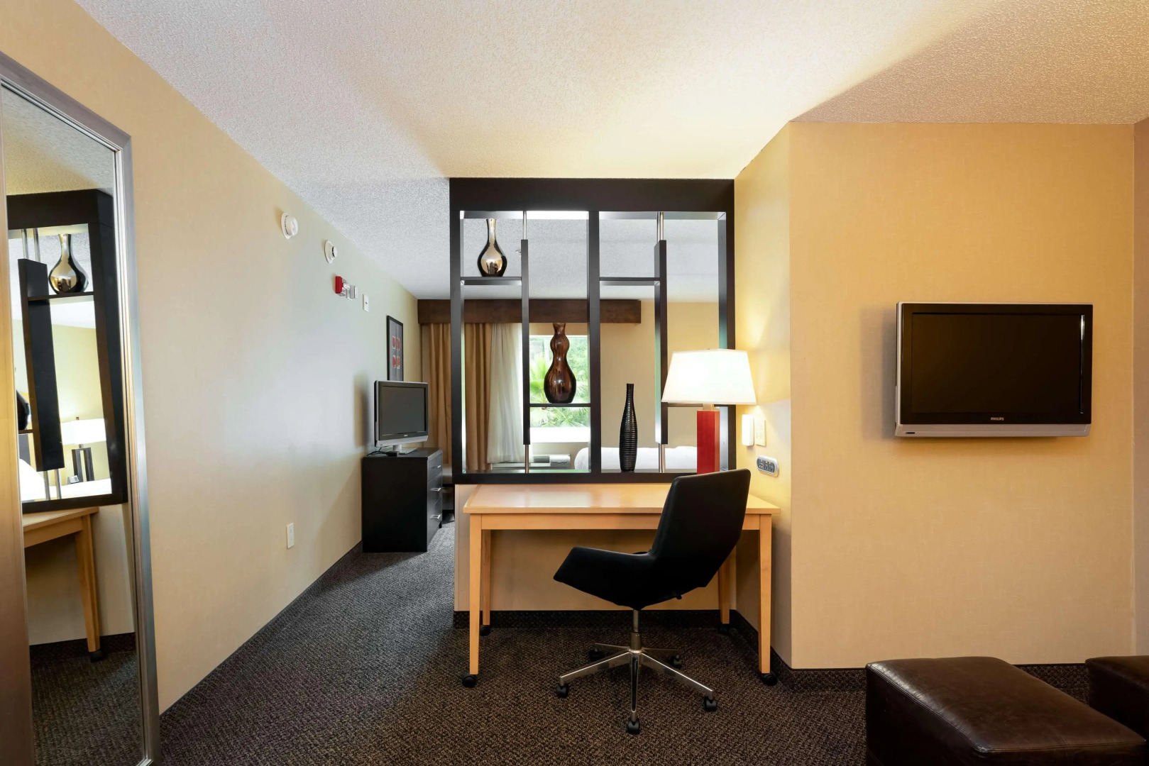 DoubleTree by Hilton Hotel Savannah Airport