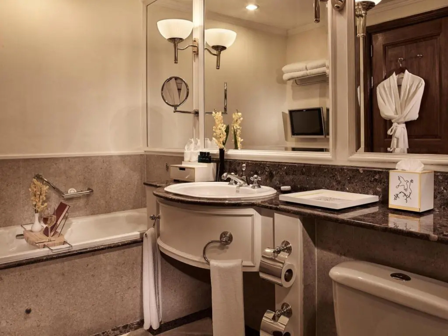 Sofitel Phnom Penh Phokeethra