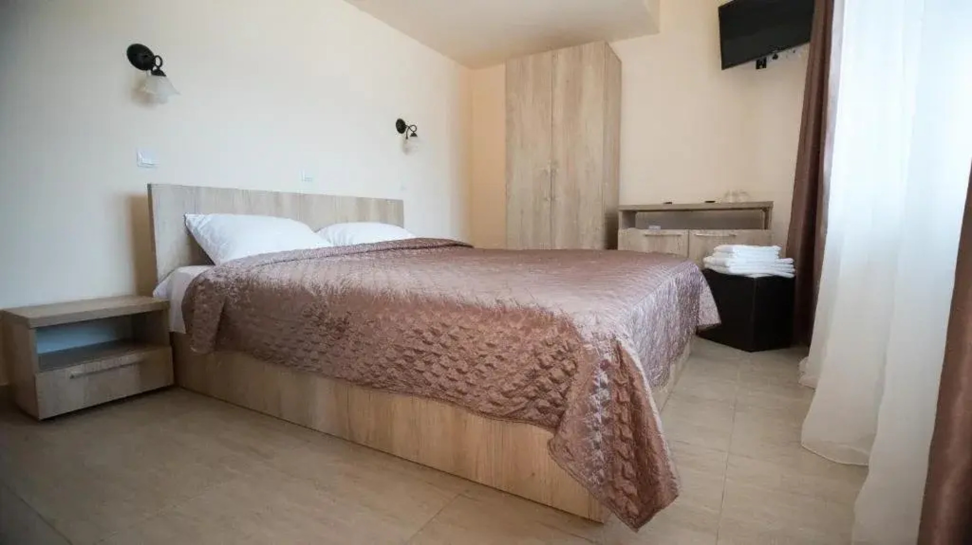 . Pensiunea MELBA New