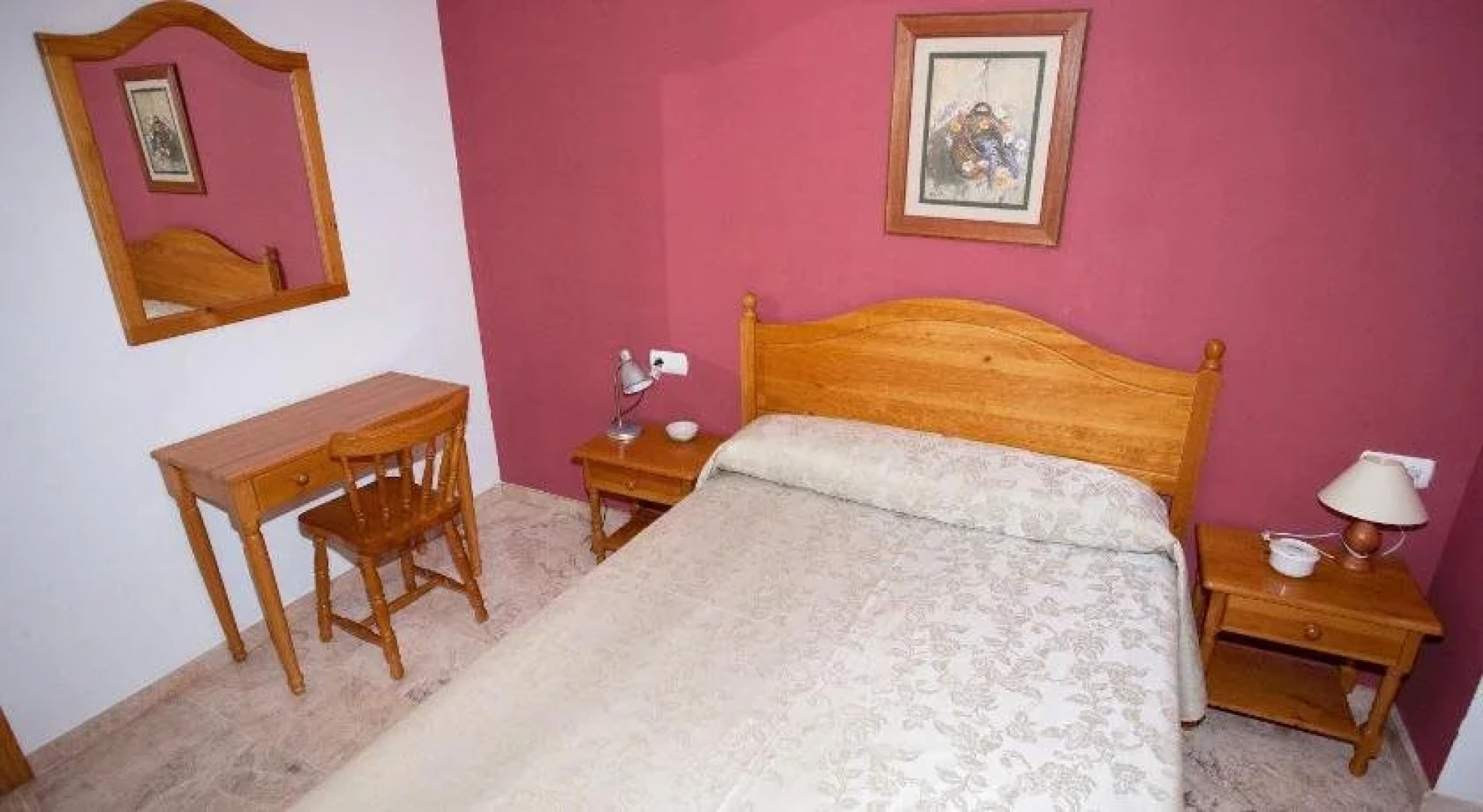 Hostal Miguel y Juani