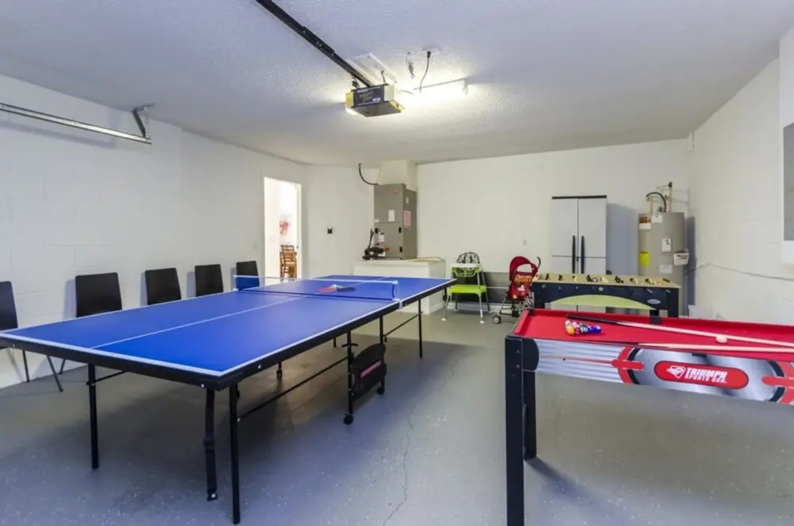 Pool Nature Trail Theme Parks 4 Br Home by RedAwning