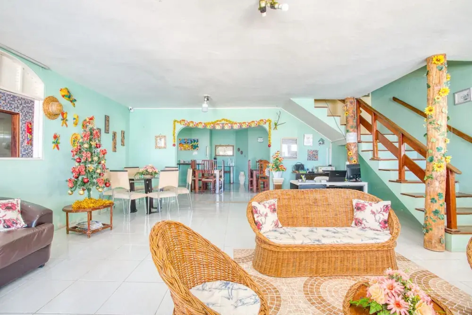 OYO Pousada Flor da Primavera