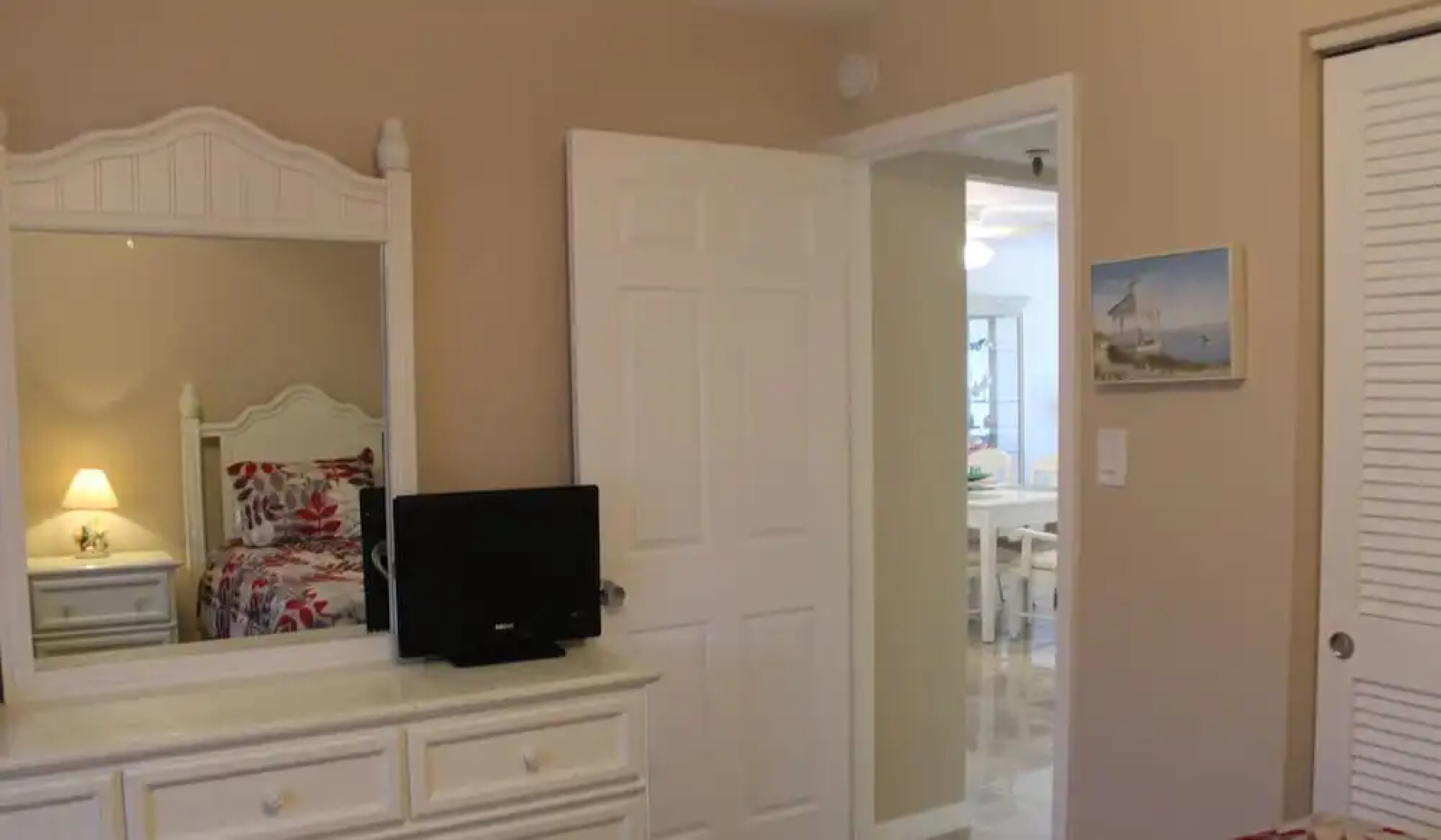 Sea Breeze 303 Apartment