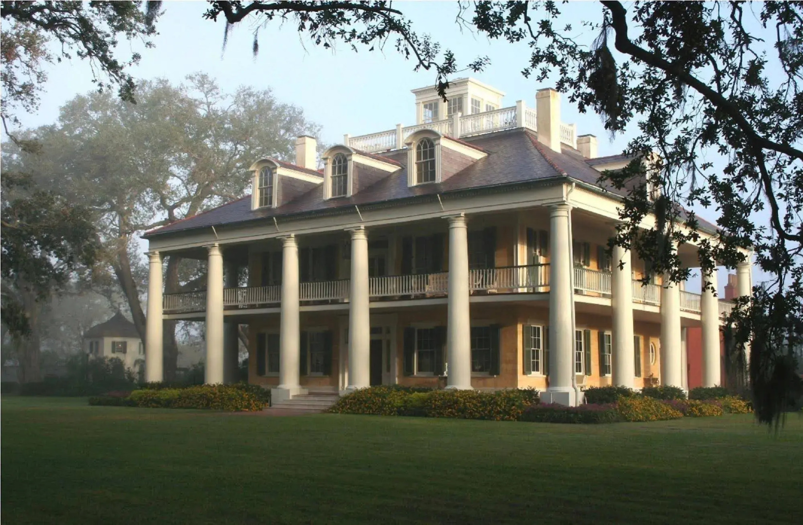 The Inn at Houmas House Plantation